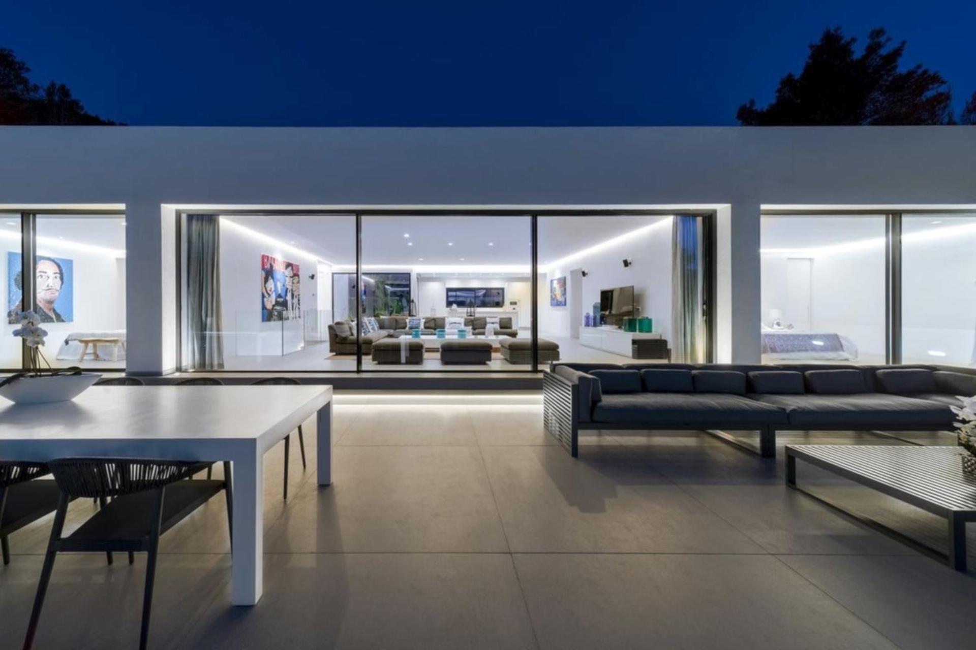 Cap Martinet Modern Top Villa