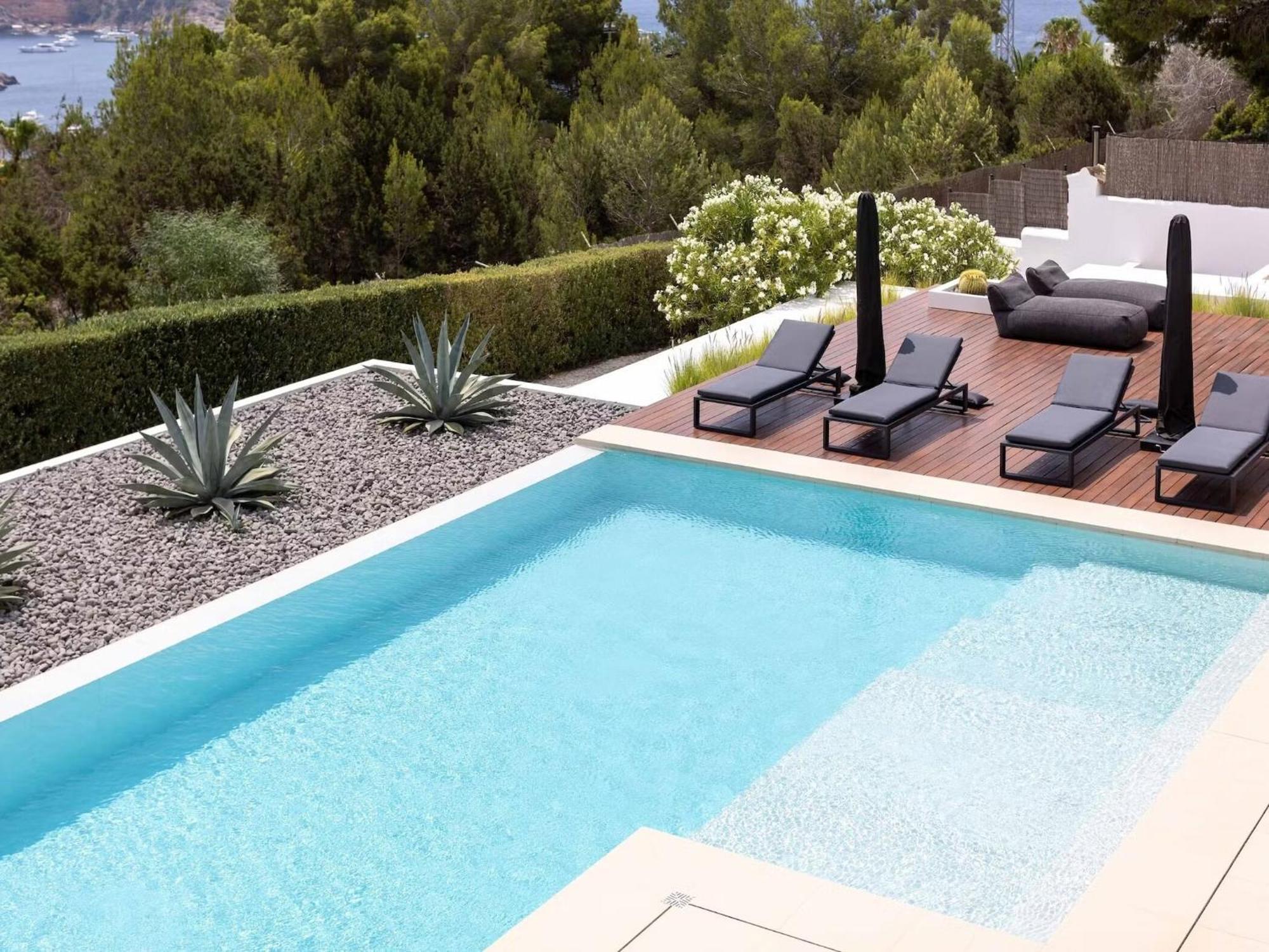 Amazing With Infinity Pool Villa Sant Josep de sa Talaia