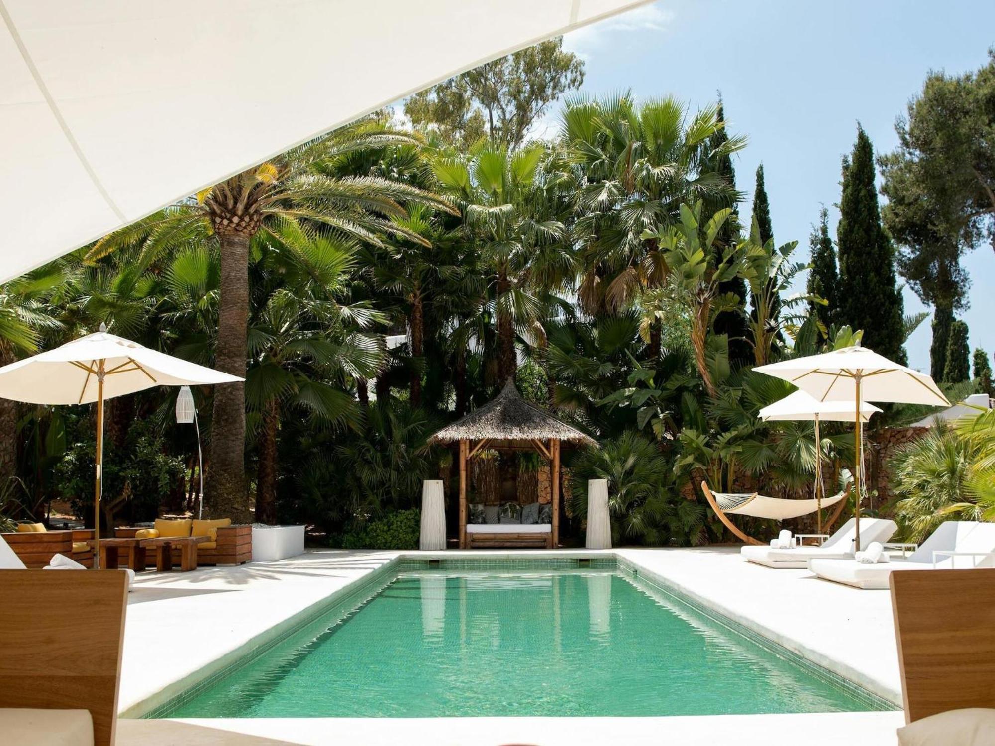 Villa Lavish Near Cala Llonga (Ibiza)
