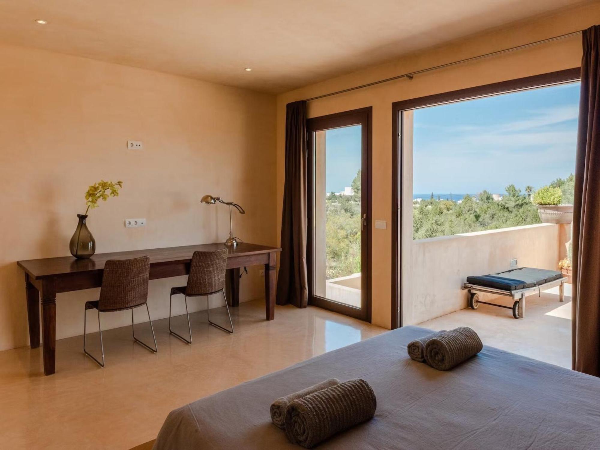 Stunning With Gardens Villa