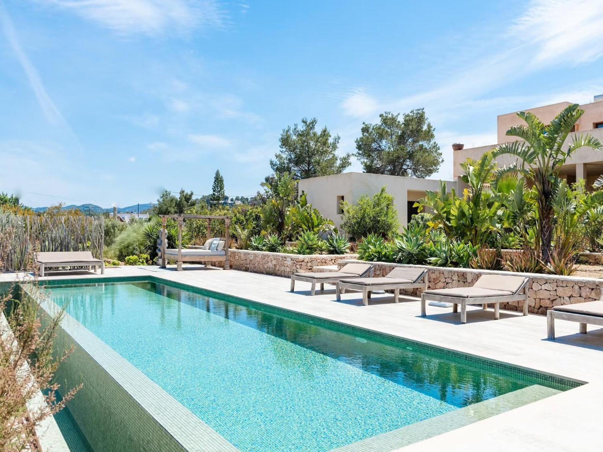 Stunning With Gardens *