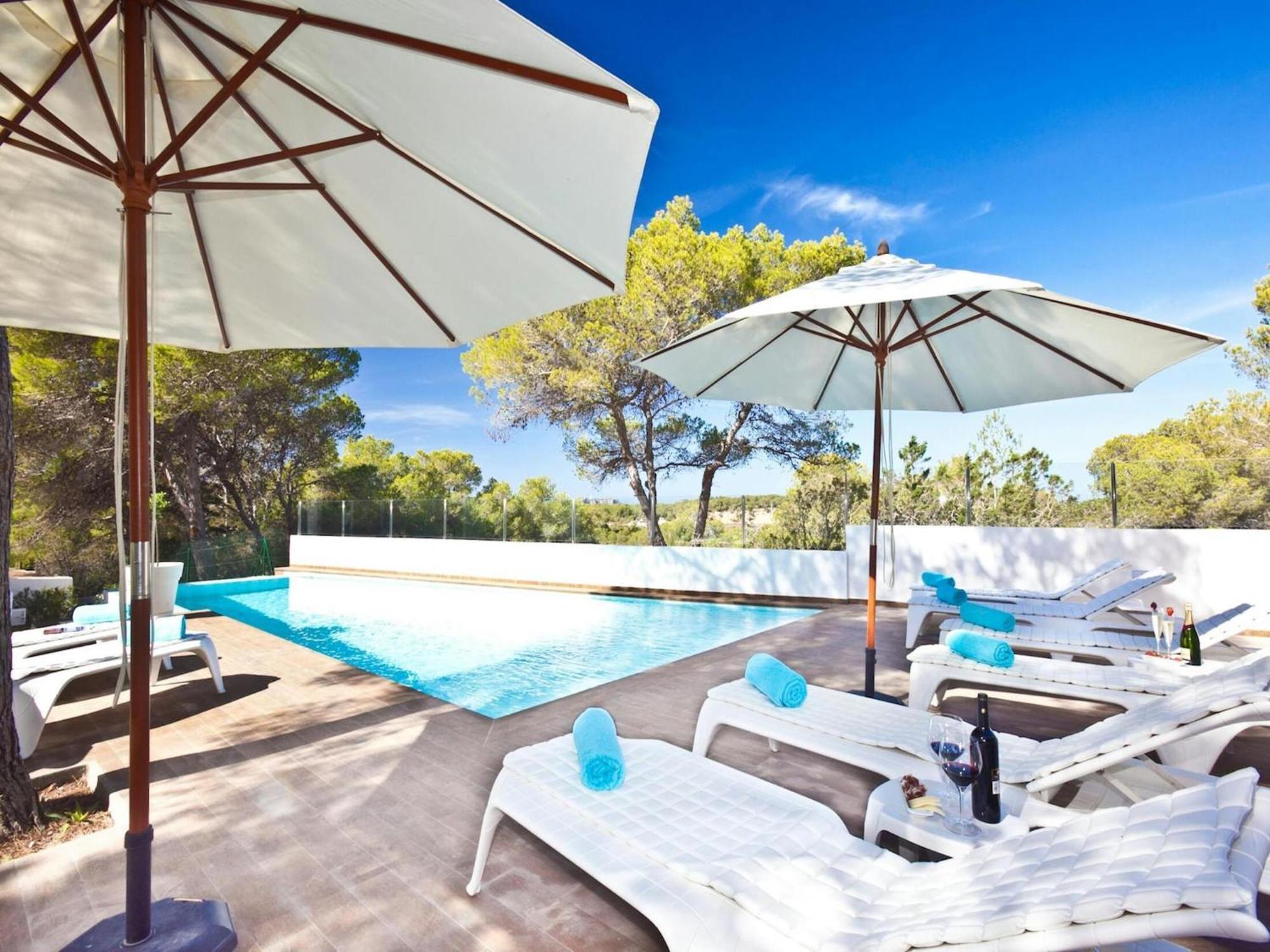 Holiday home Beachfront With Saltwater Pool Sant Josep de sa Talaia