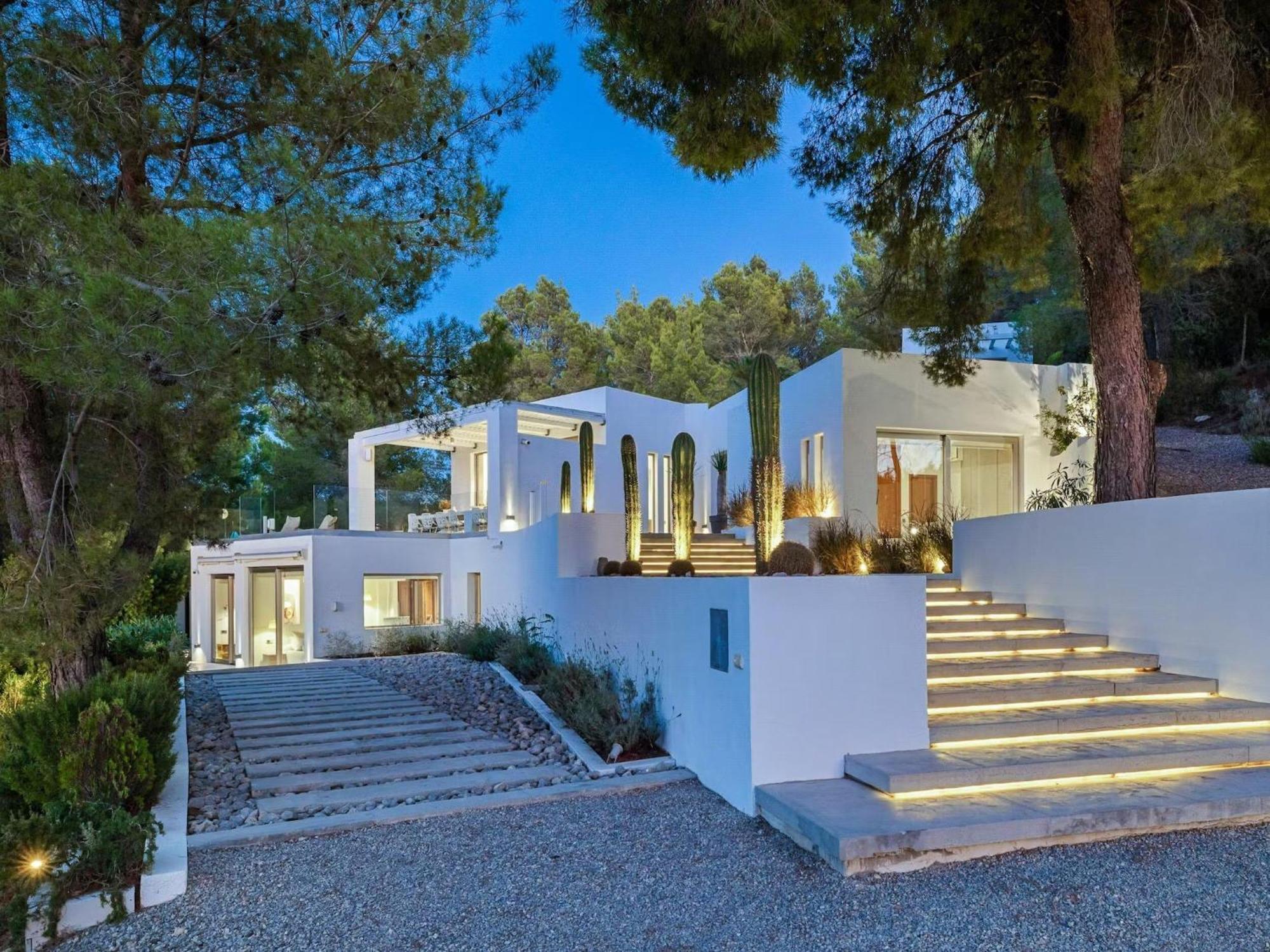 Villa With Fitness Area