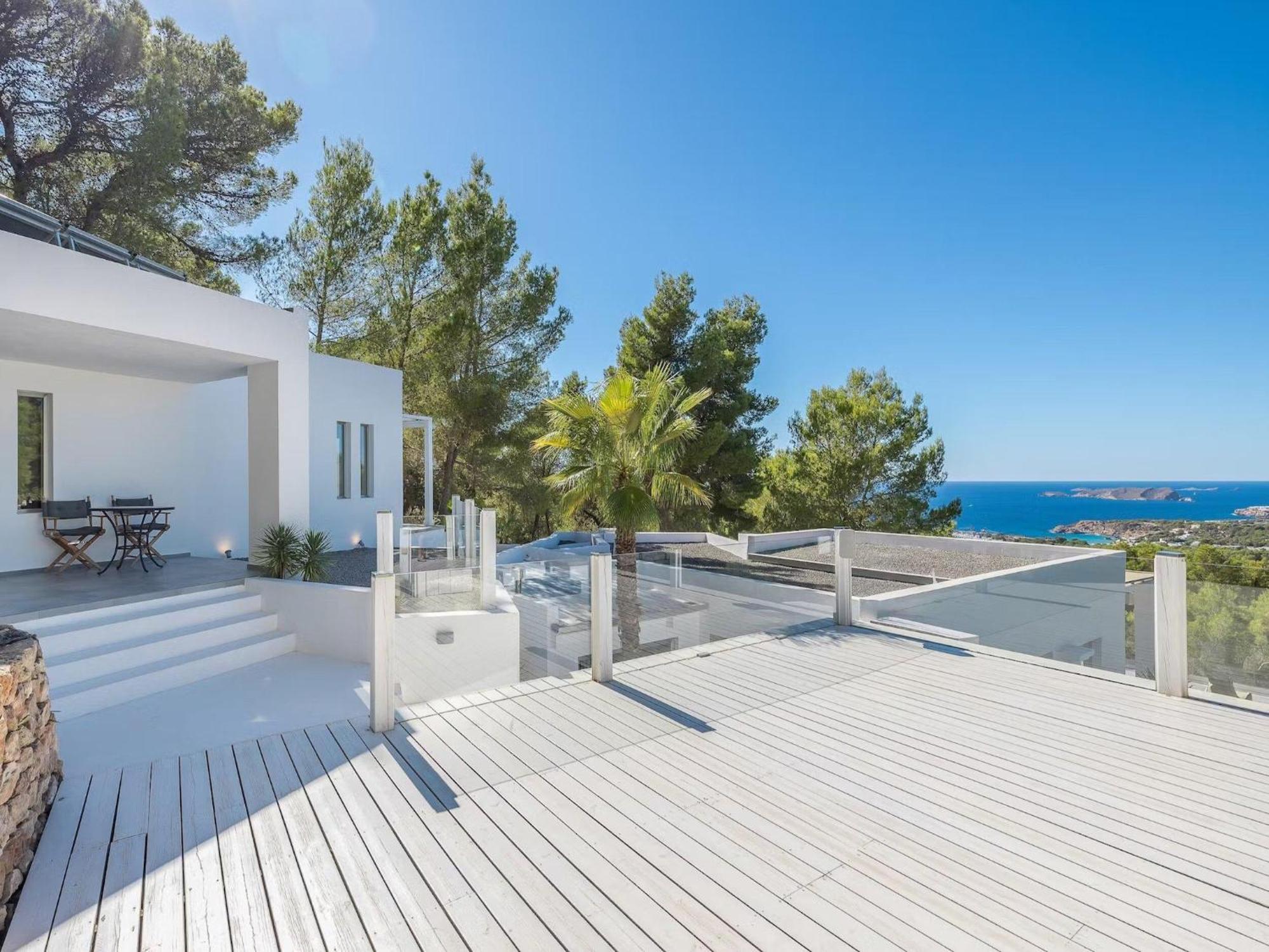 With Fitness Area Villa Sant Josep de sa Talaia