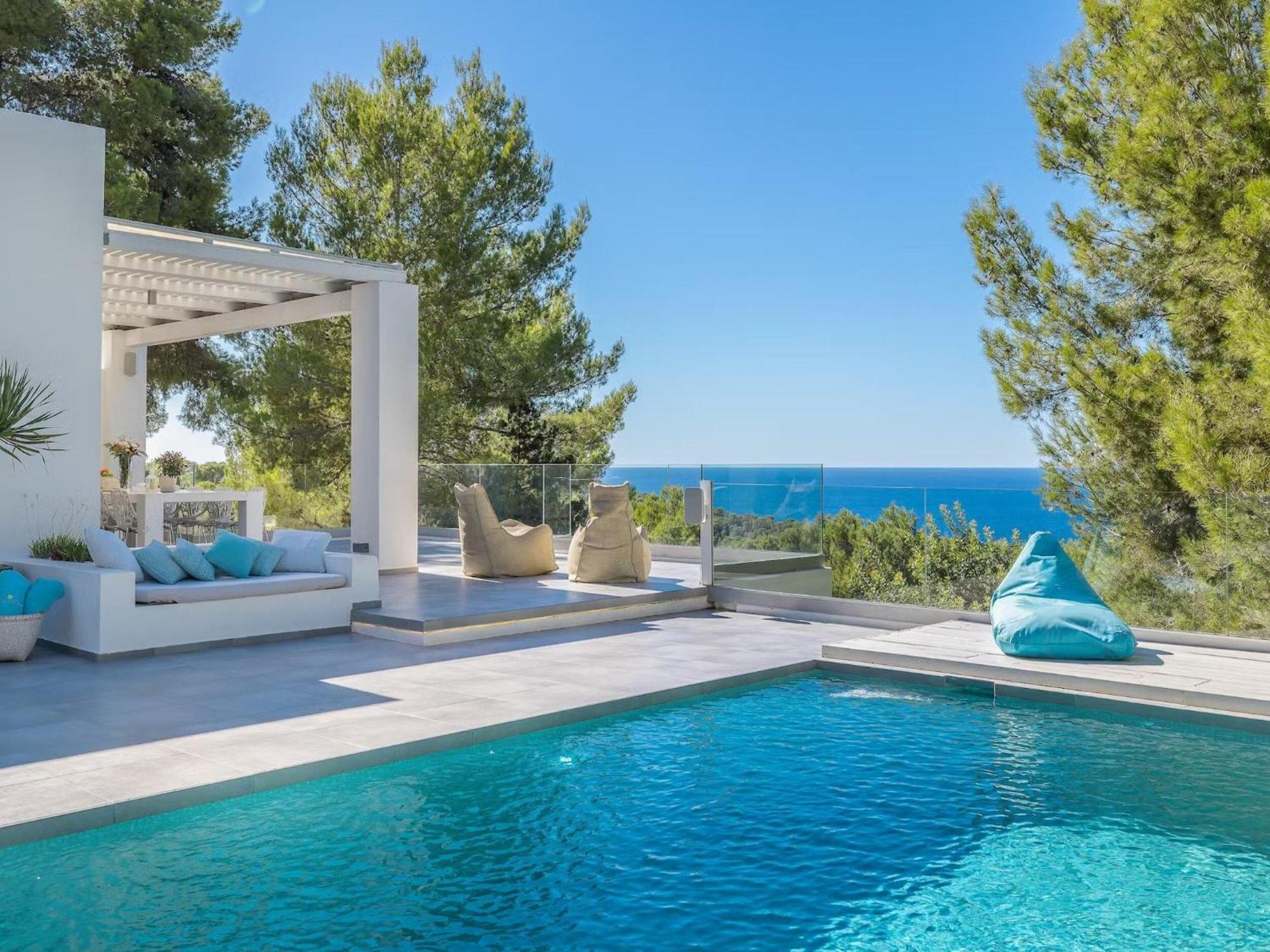 Villa With Fitness Area *