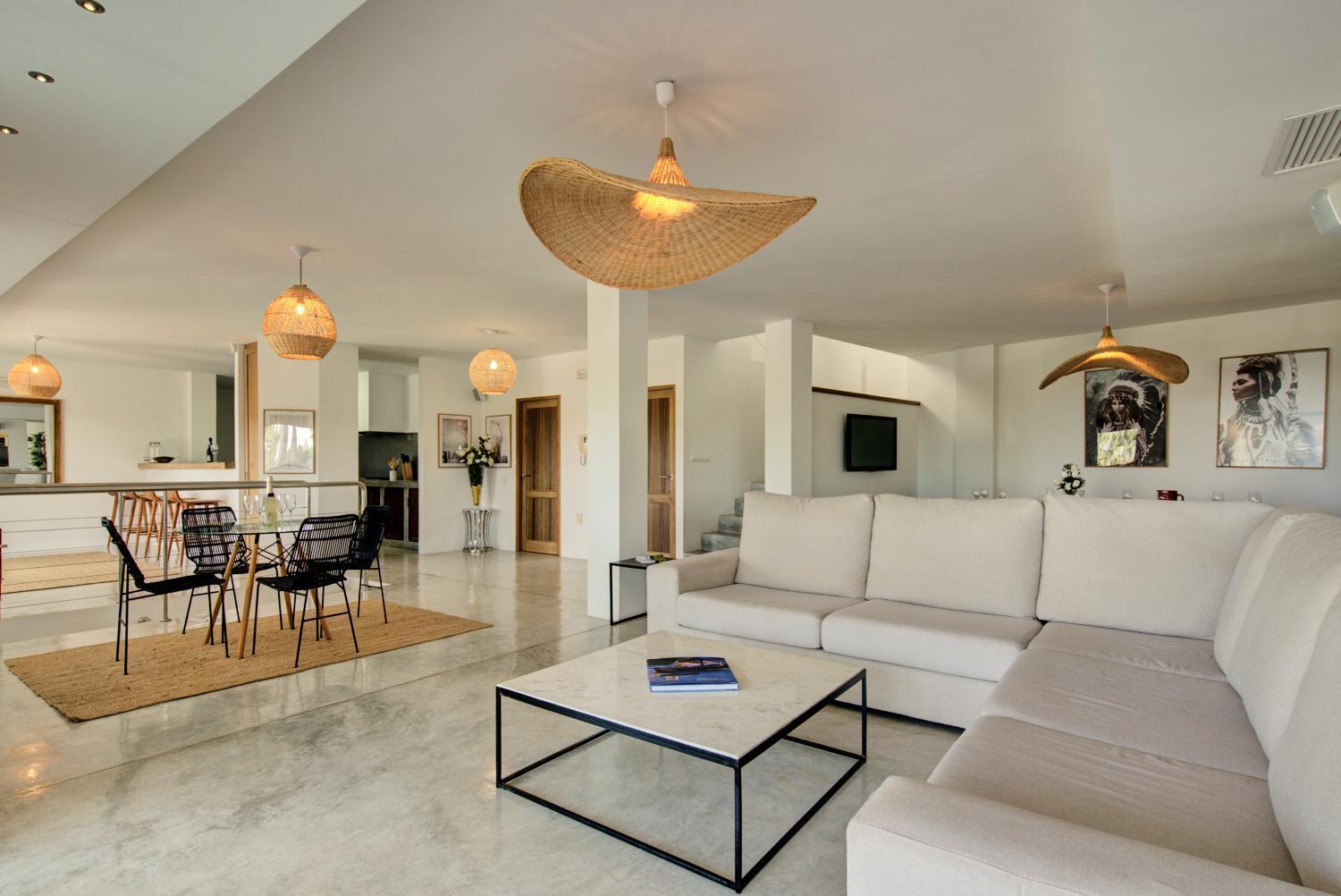 In Cala Salada Sleeps 14 San Antonio (Ibiza)
