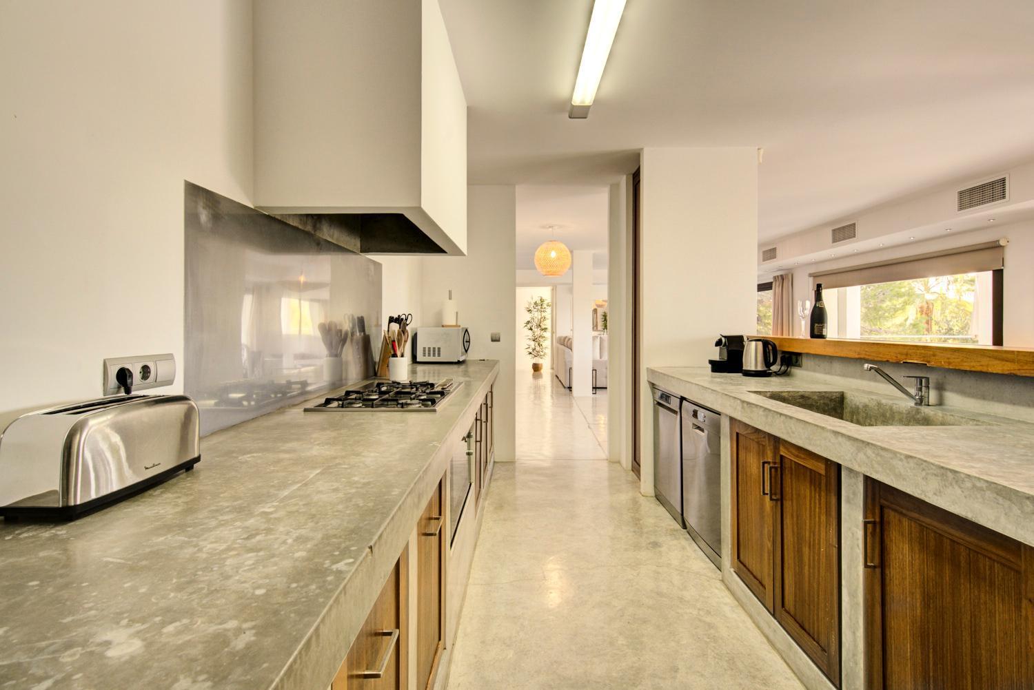 Villa In Cala Salada Sleeps 14 *