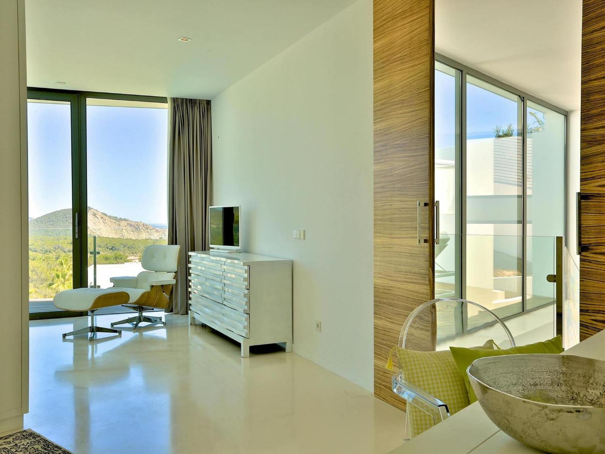 Modern With Vast Terracing Villa *
