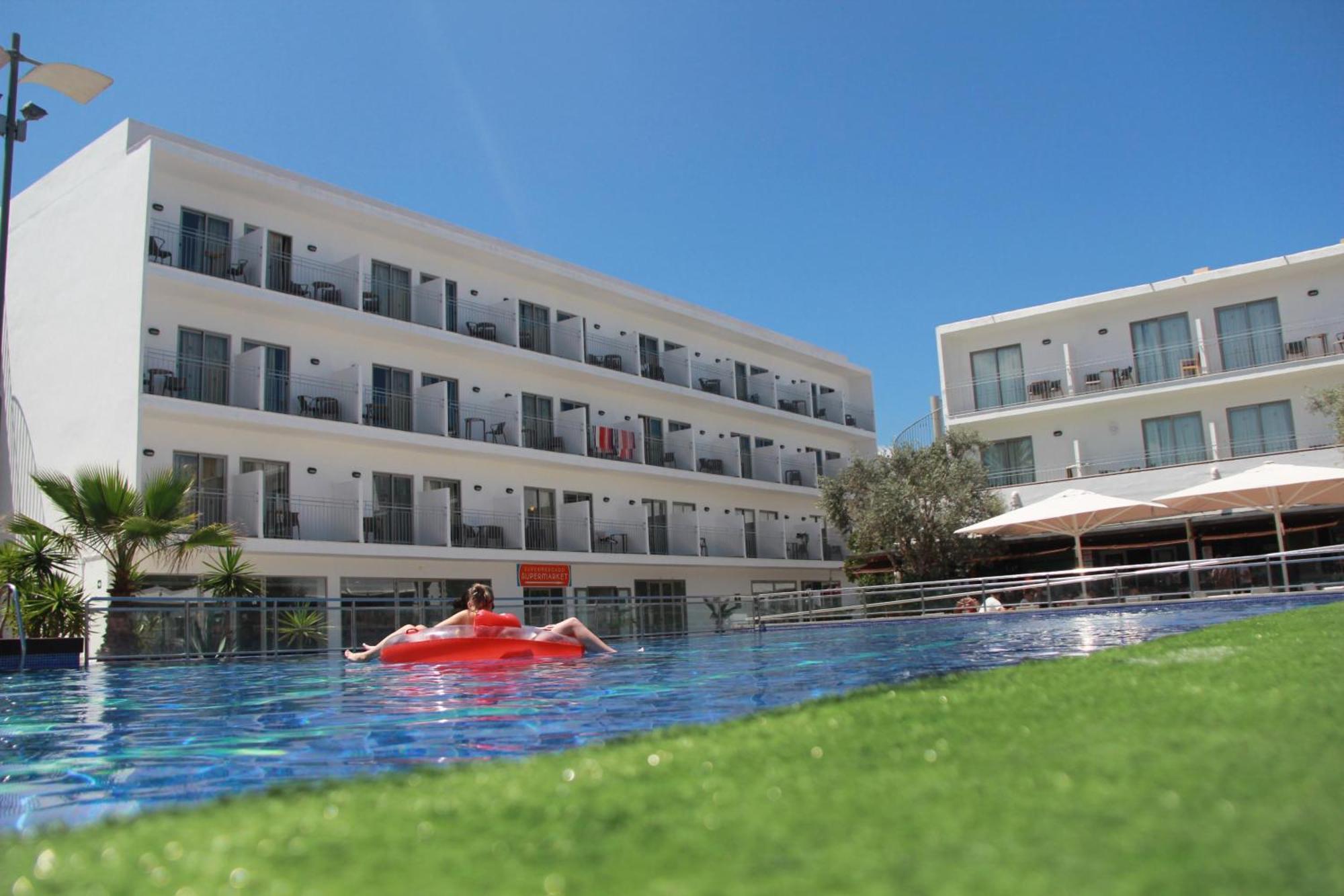 Puchet Ibiza Hotel 3*