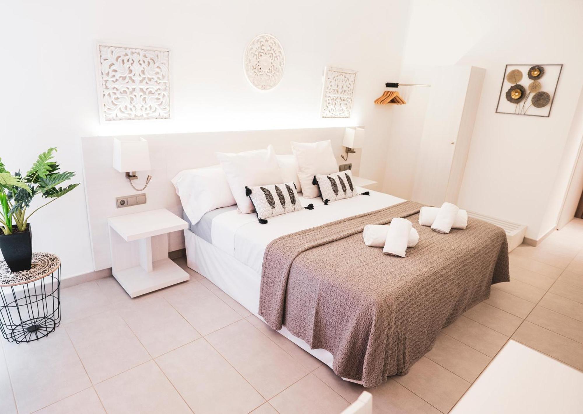 Puchet Ibiza Hotel 3*