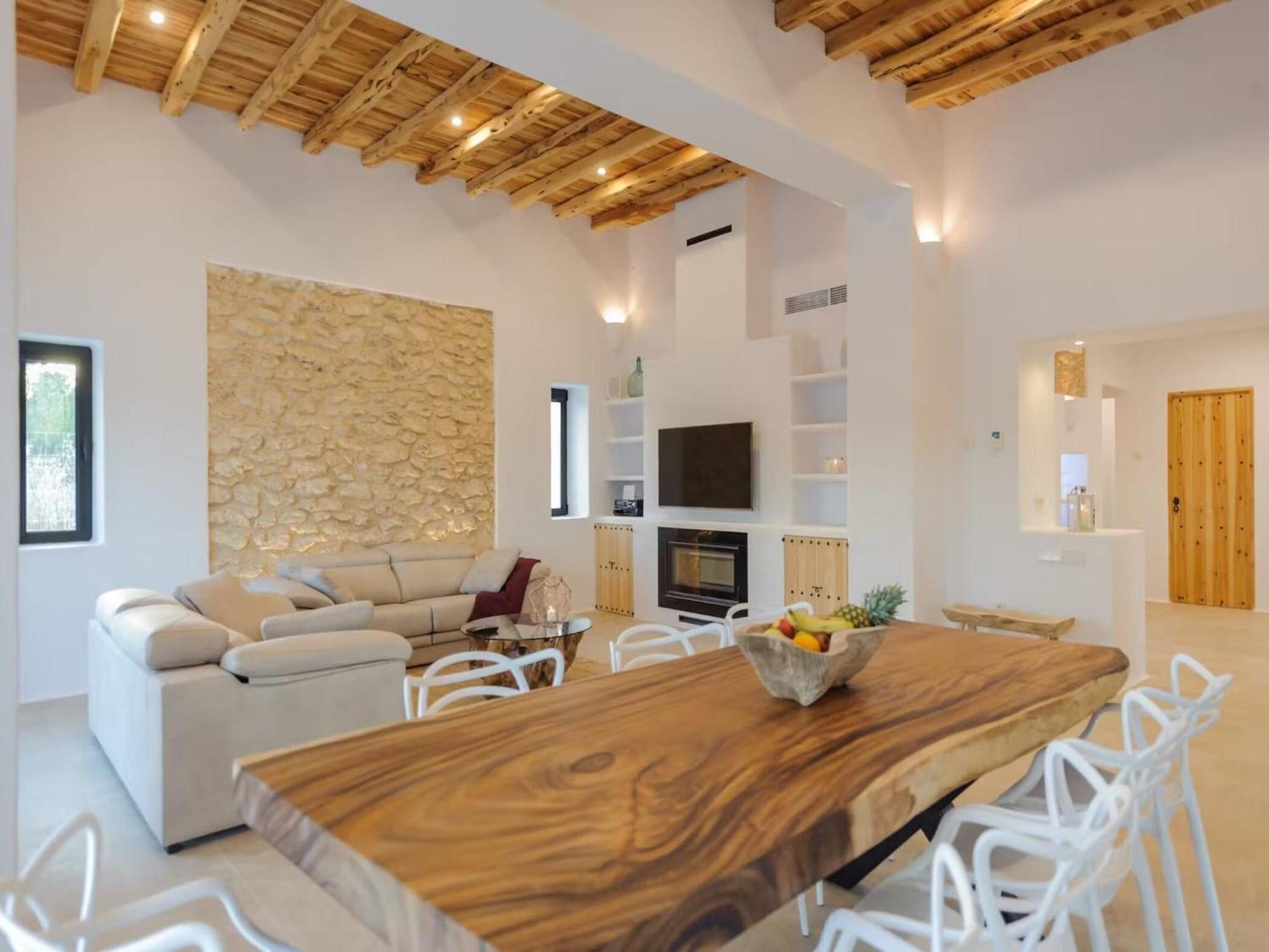 Charming In The Heart Of San Rafael Villa *