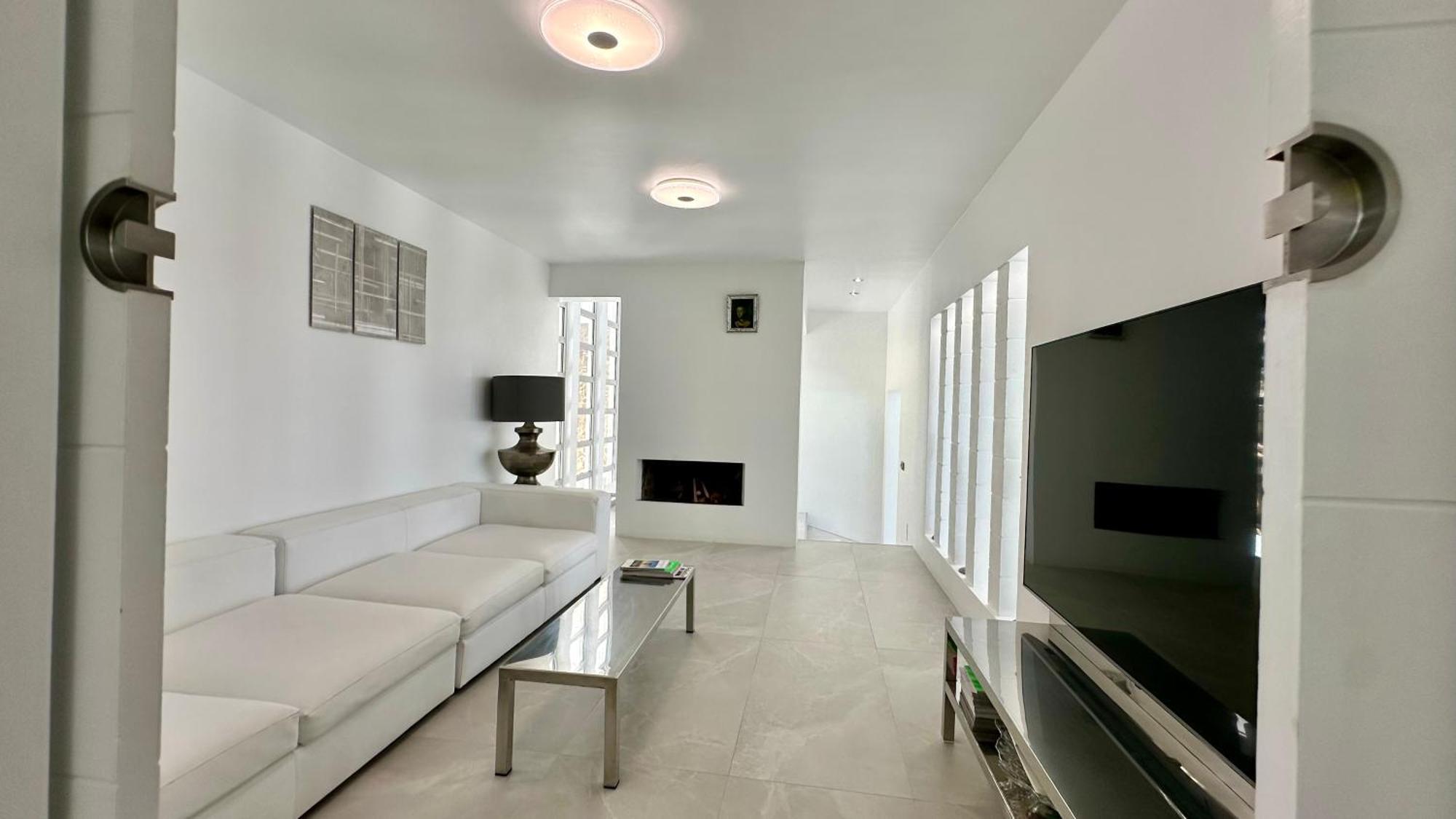 Roca Ibiza - Un Paraiso Premium A Solo 10 Minutos De La Ciudad De Ibiza Y De Playas Cala Jondal Y Salinas Sant Jordi de ses Salines