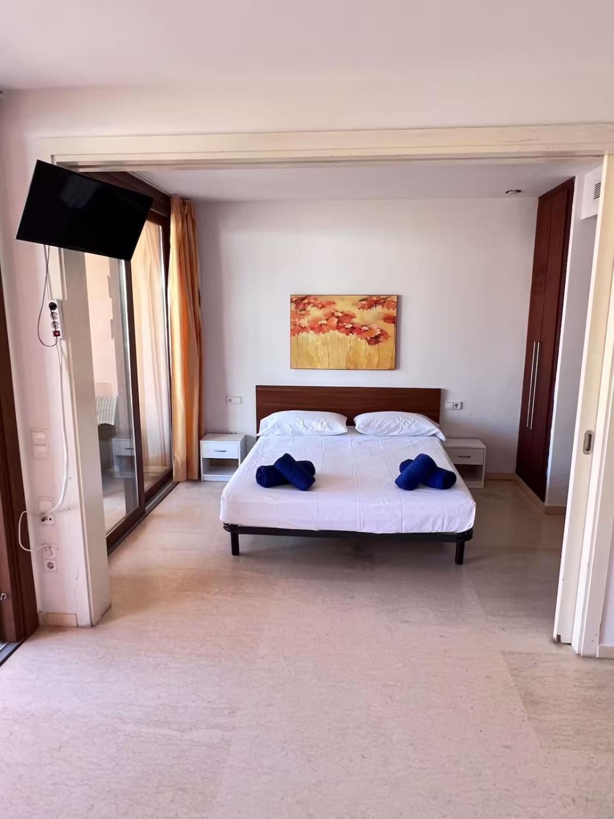 Apartment Bossa Bahamas By Fergus