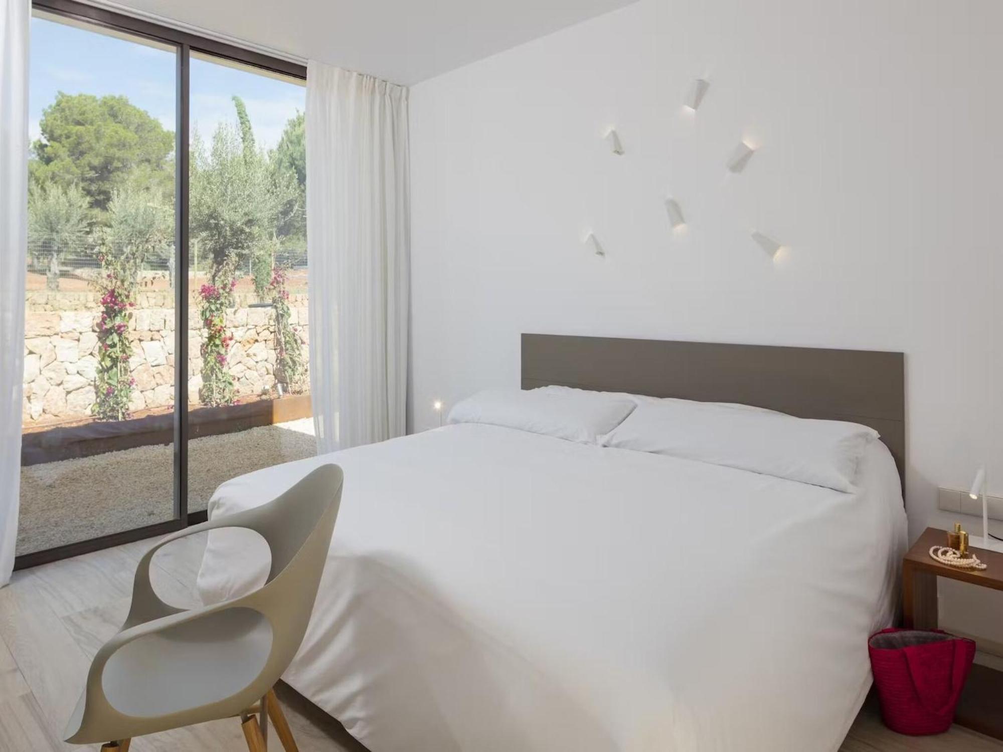 Countryside With Outdoor Space * Santa Eularia des Riu