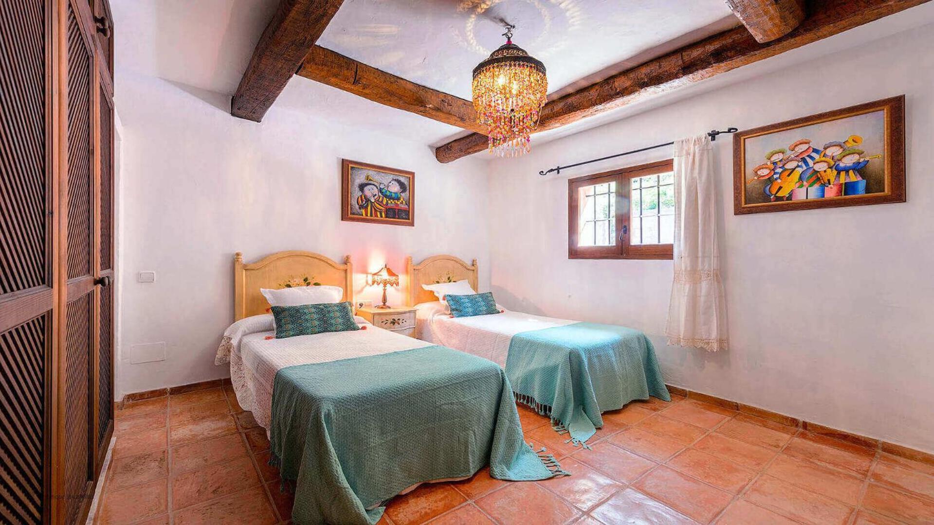 New! Niko Santa Eularia des Riu