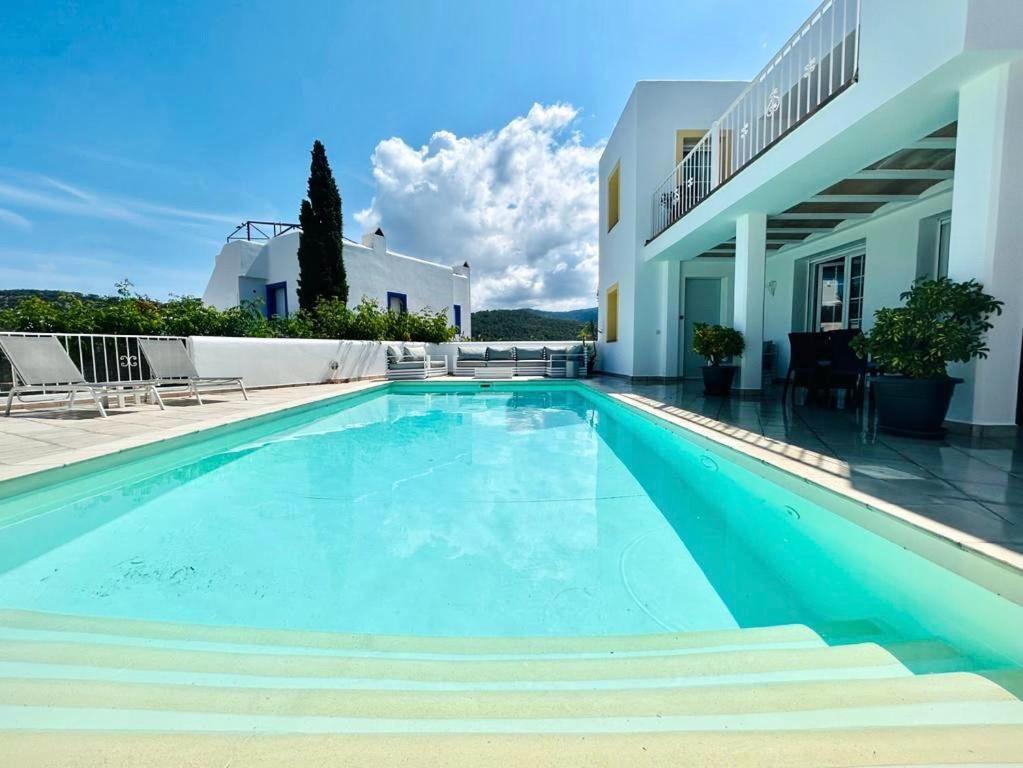 Villa With Pool, 5min To Casa Mimosa *
