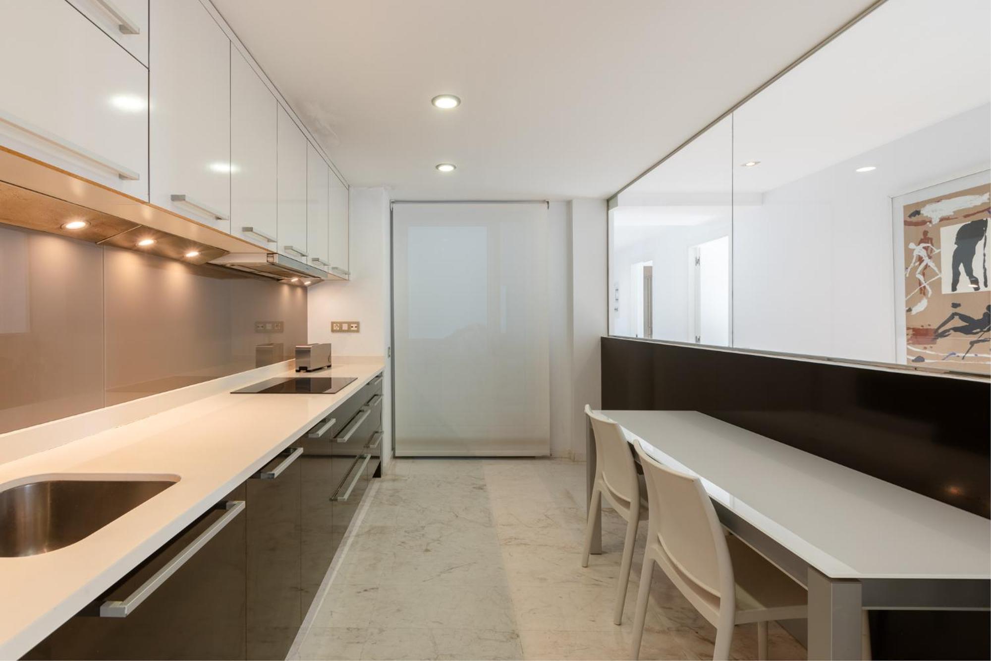 Plaja D En Bossa 4 Bedroom With Pool, Sea View & Only 8mins Drive To Airport
