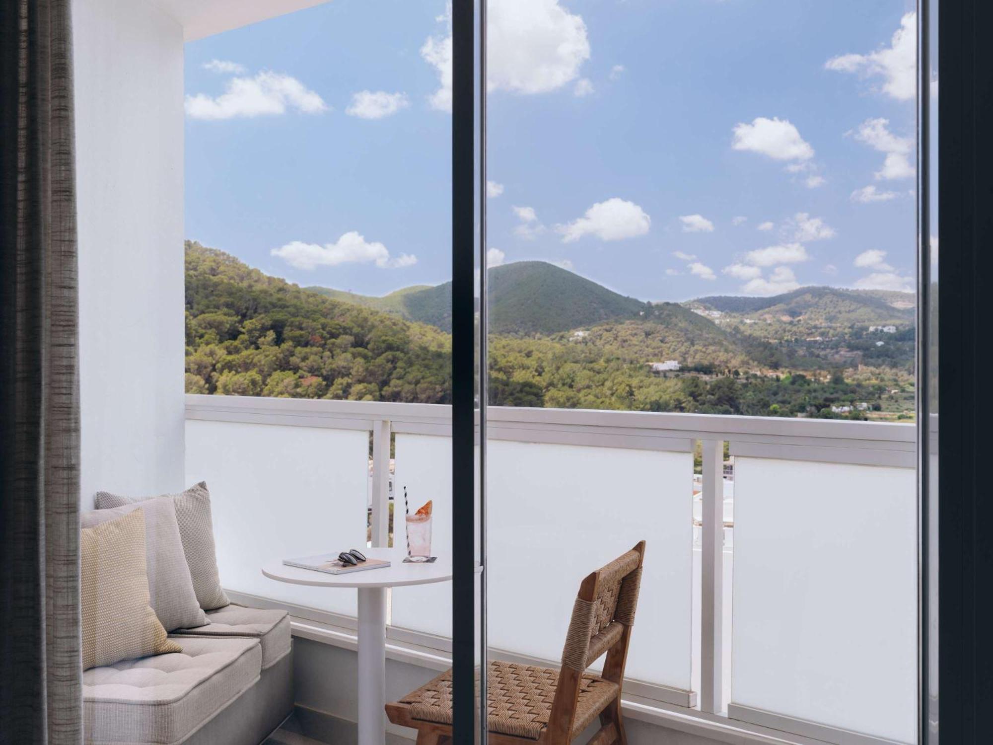 Hotel Mondrian Ibiza 5*