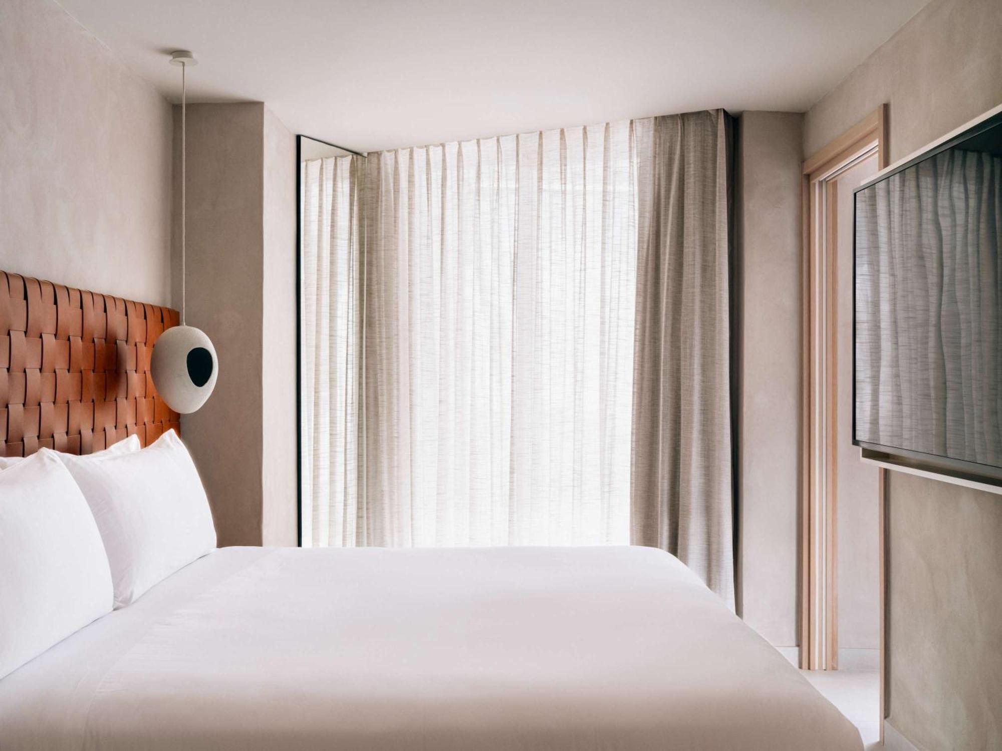 Mondrian Ibiza Hotel 5*