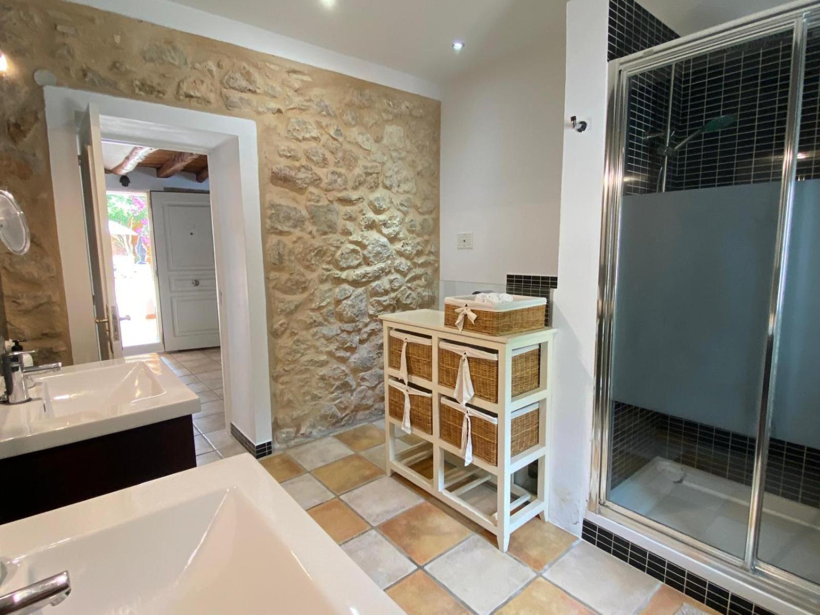 Alba Villa