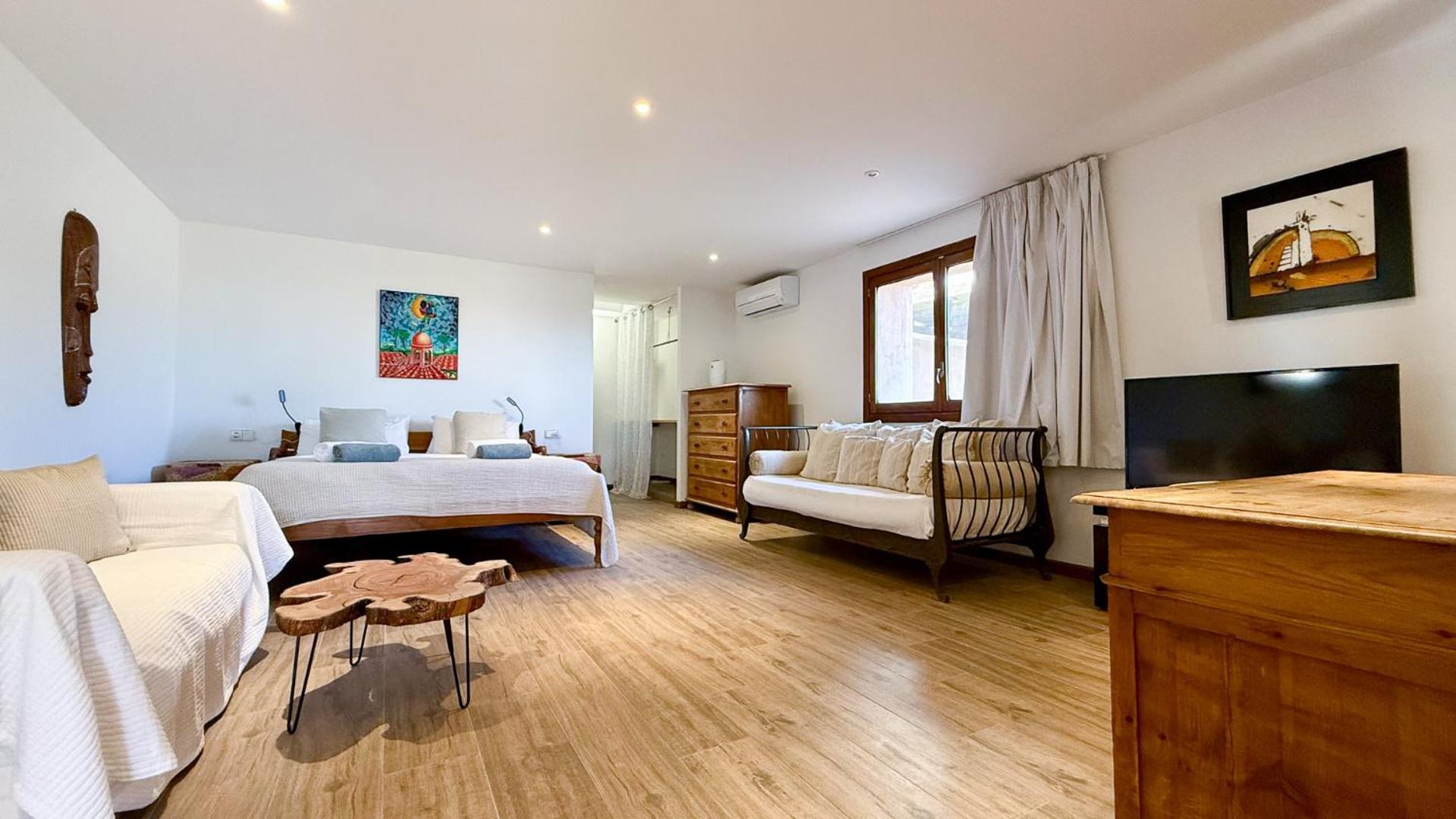 Calyssa Luxury Near Center Villa Ibiza Town