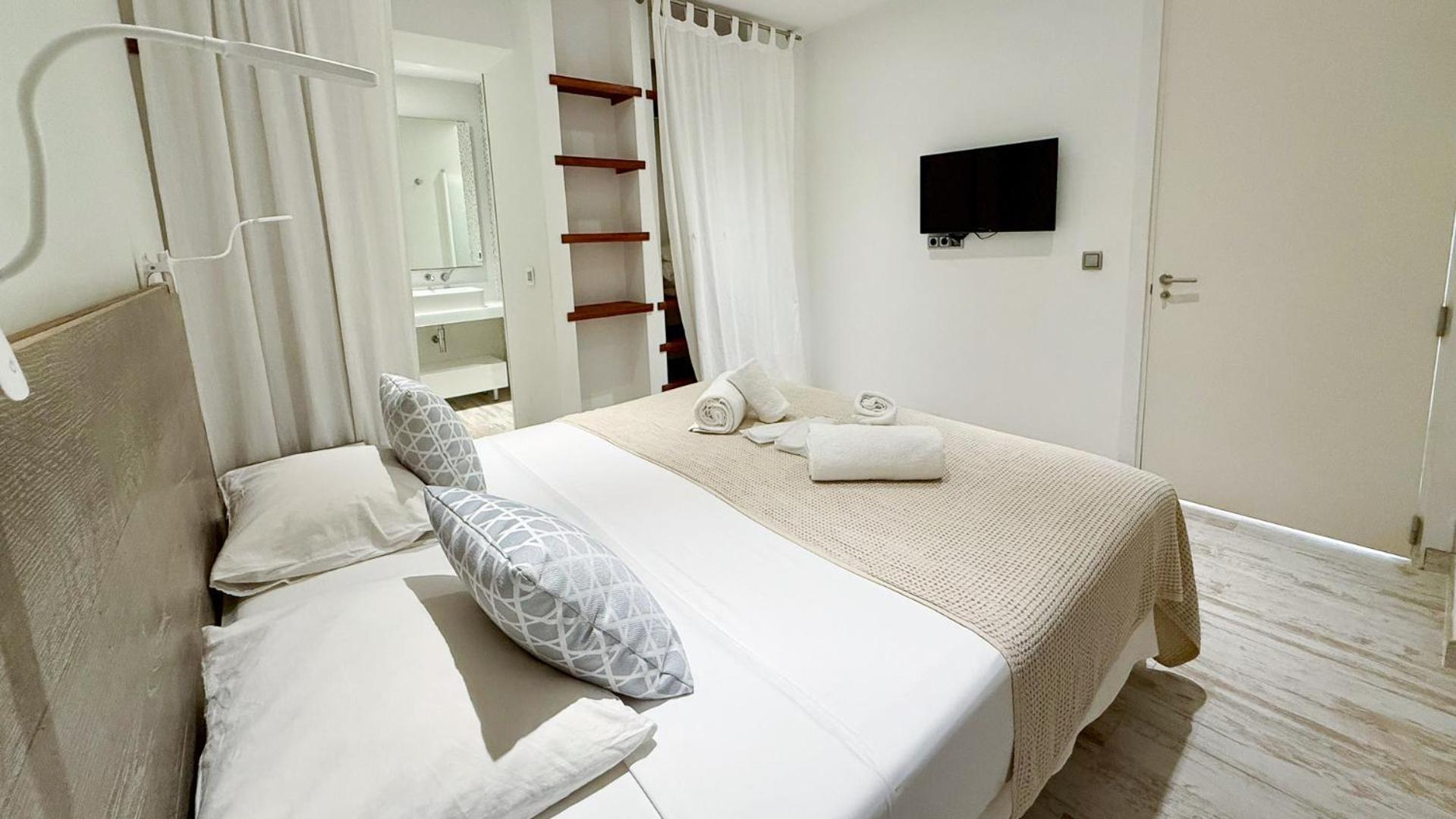 Calyssa Luxury Near Center Villa *