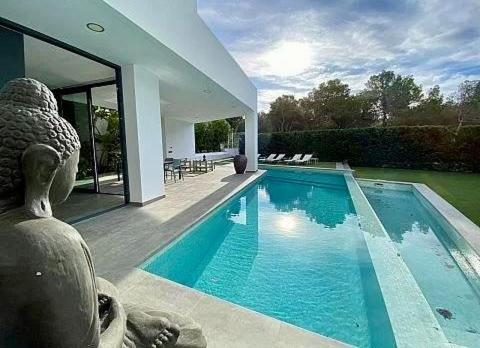 Lux Mar Villa *