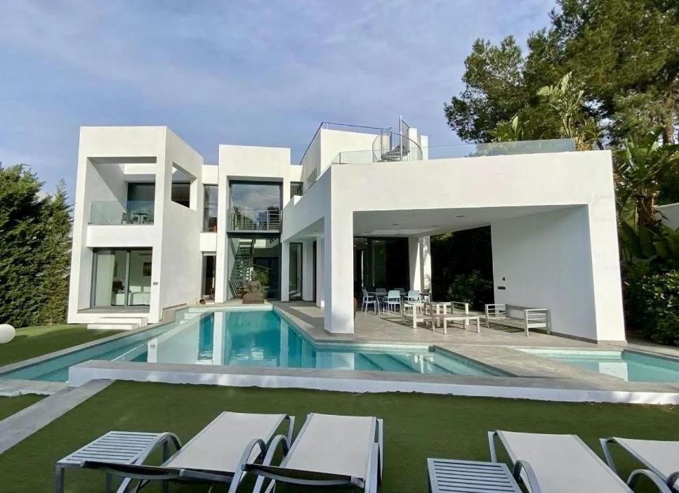 Villa Lux Mar Cala Llenya (Ibiza)