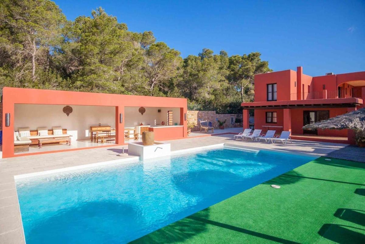 Casa Roja Ibiza