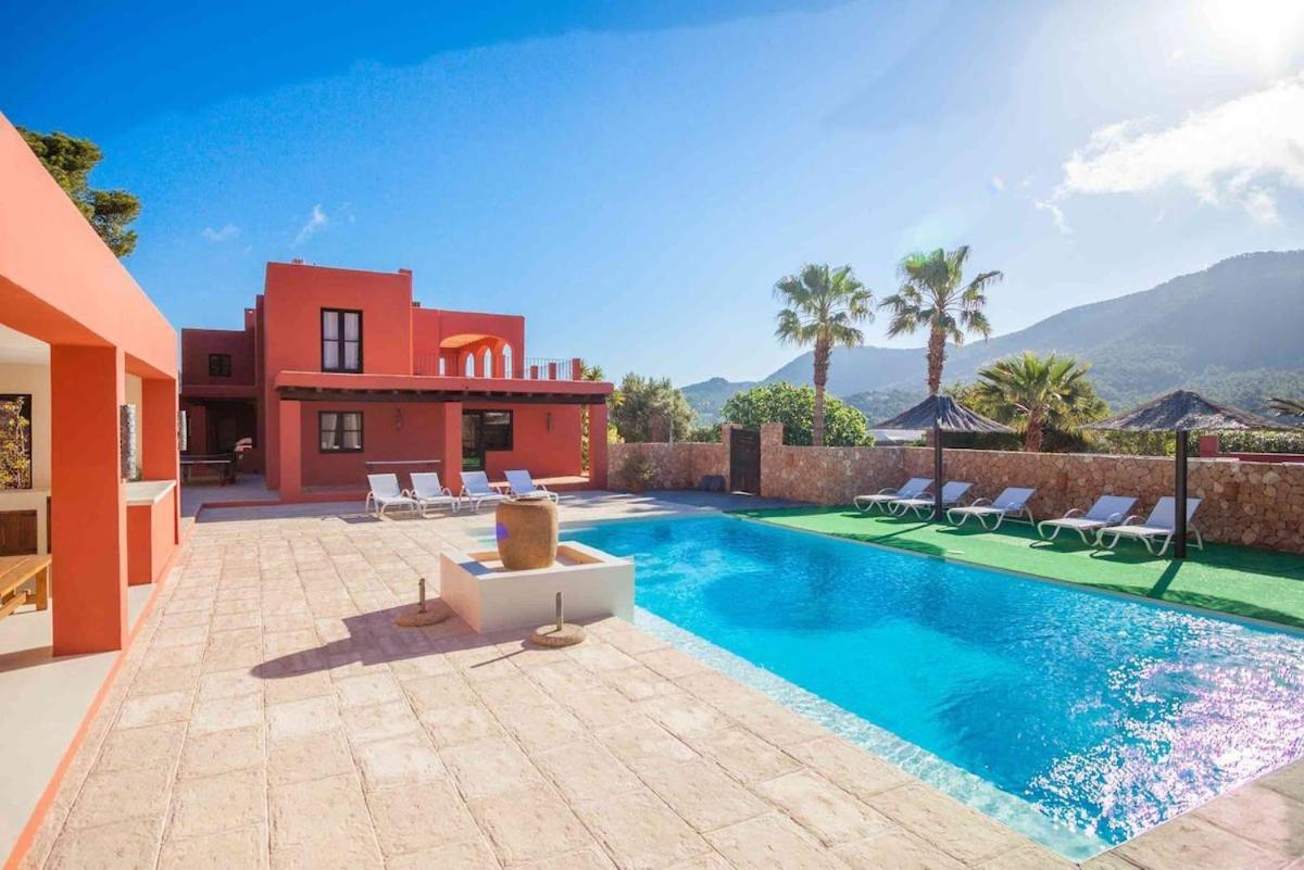 Villa Casa Roja Ibiza
