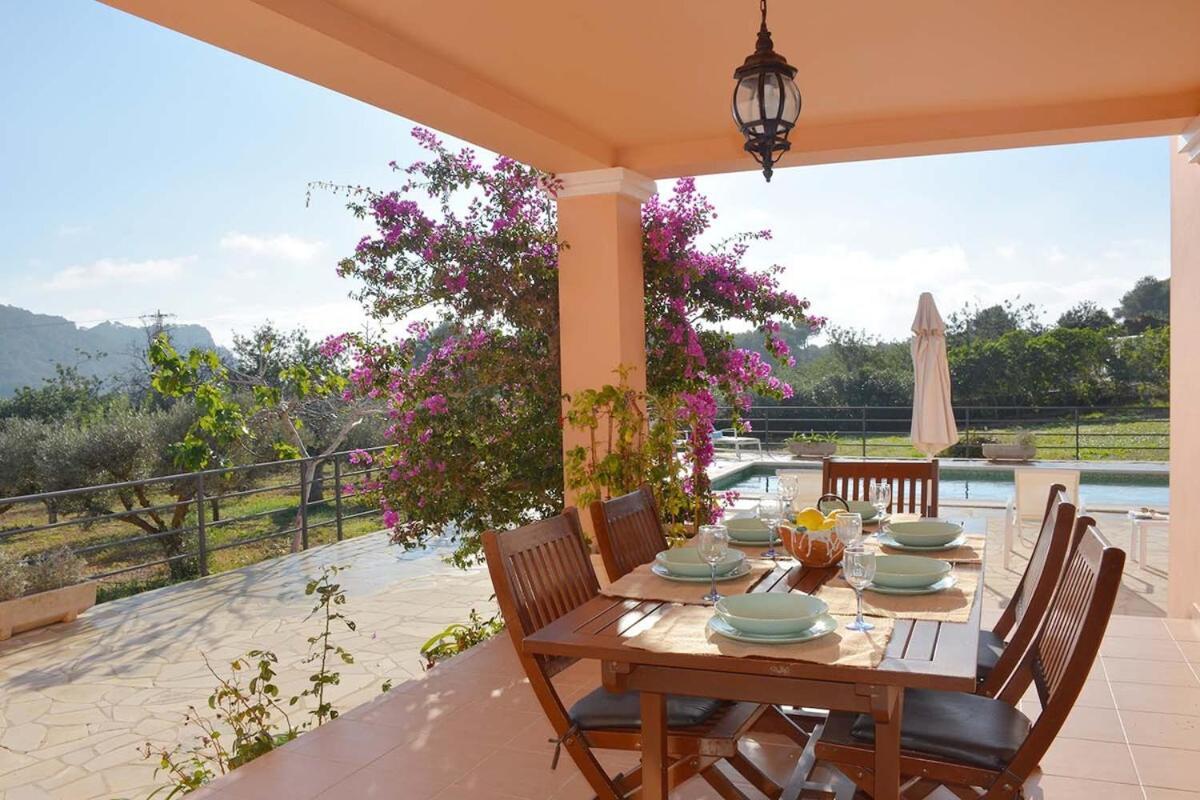 Charming Traditional Sea View