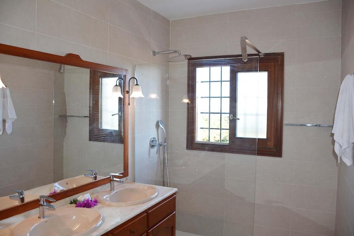 Charming Traditional Sea View * Es Canar (Ibiza)