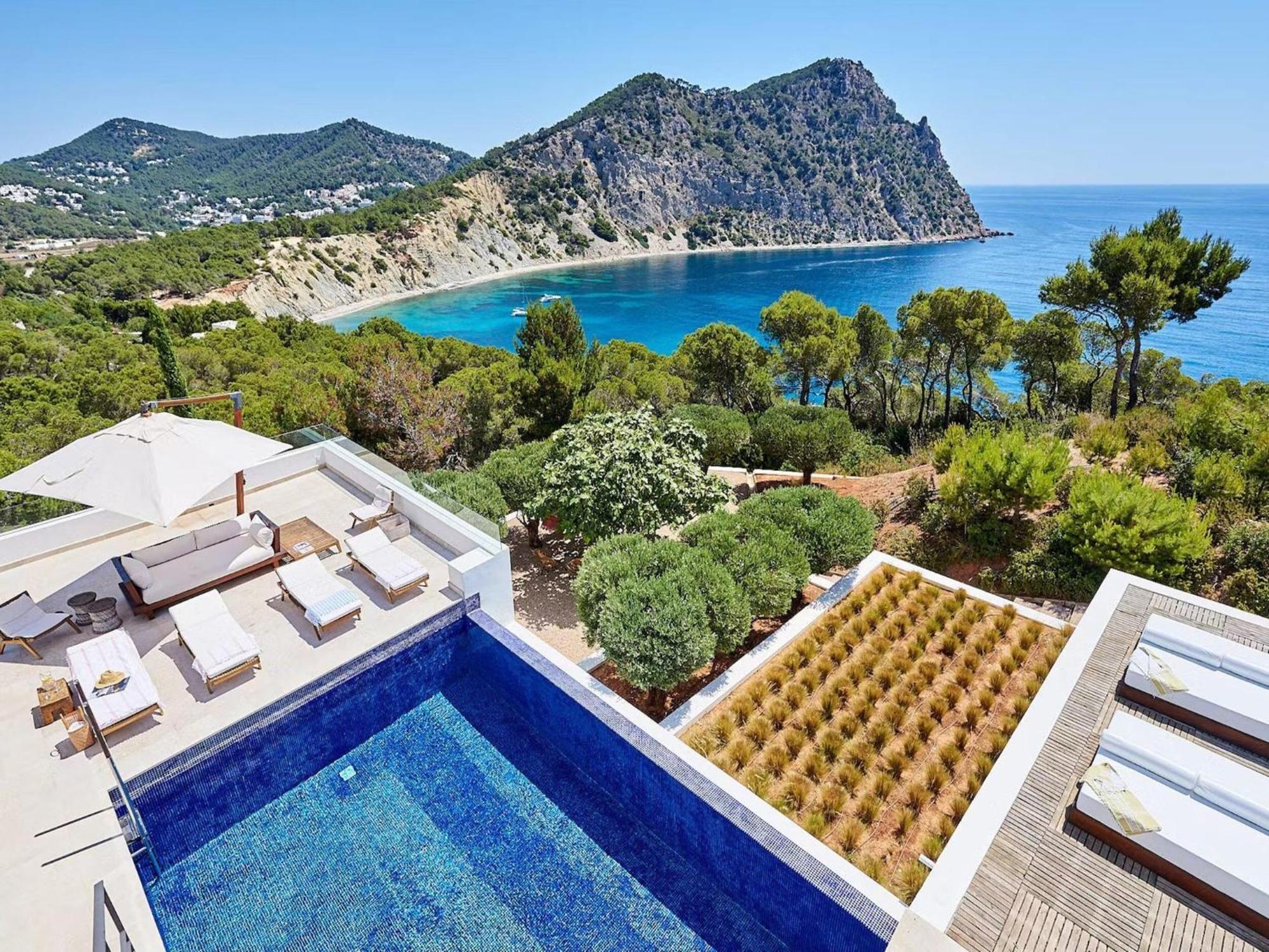 Magnificent In Luxurious Retreat