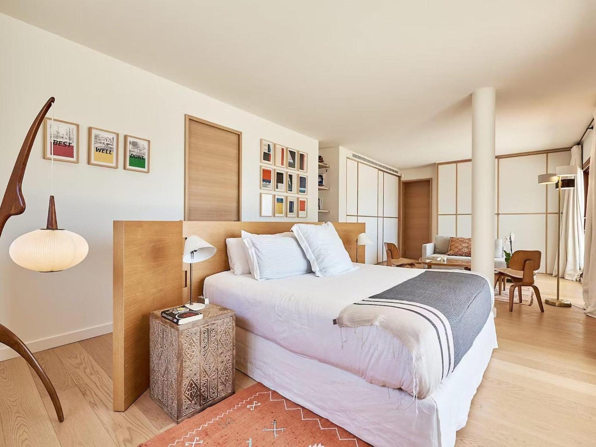 Villa Magnificent In Luxurious Retreat Cala Llonga (Ibiza)