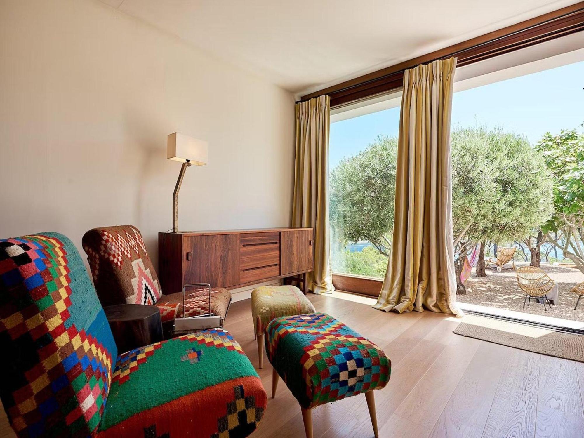 Magnificent In Luxurious Retreat * Cala Llonga (Ibiza)
