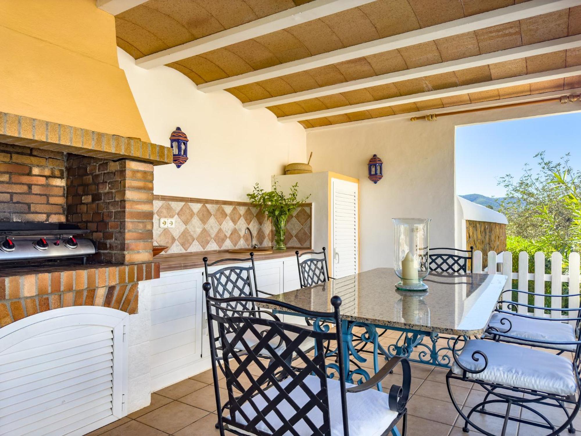 Villa Americano, Your Oasis Of Peace