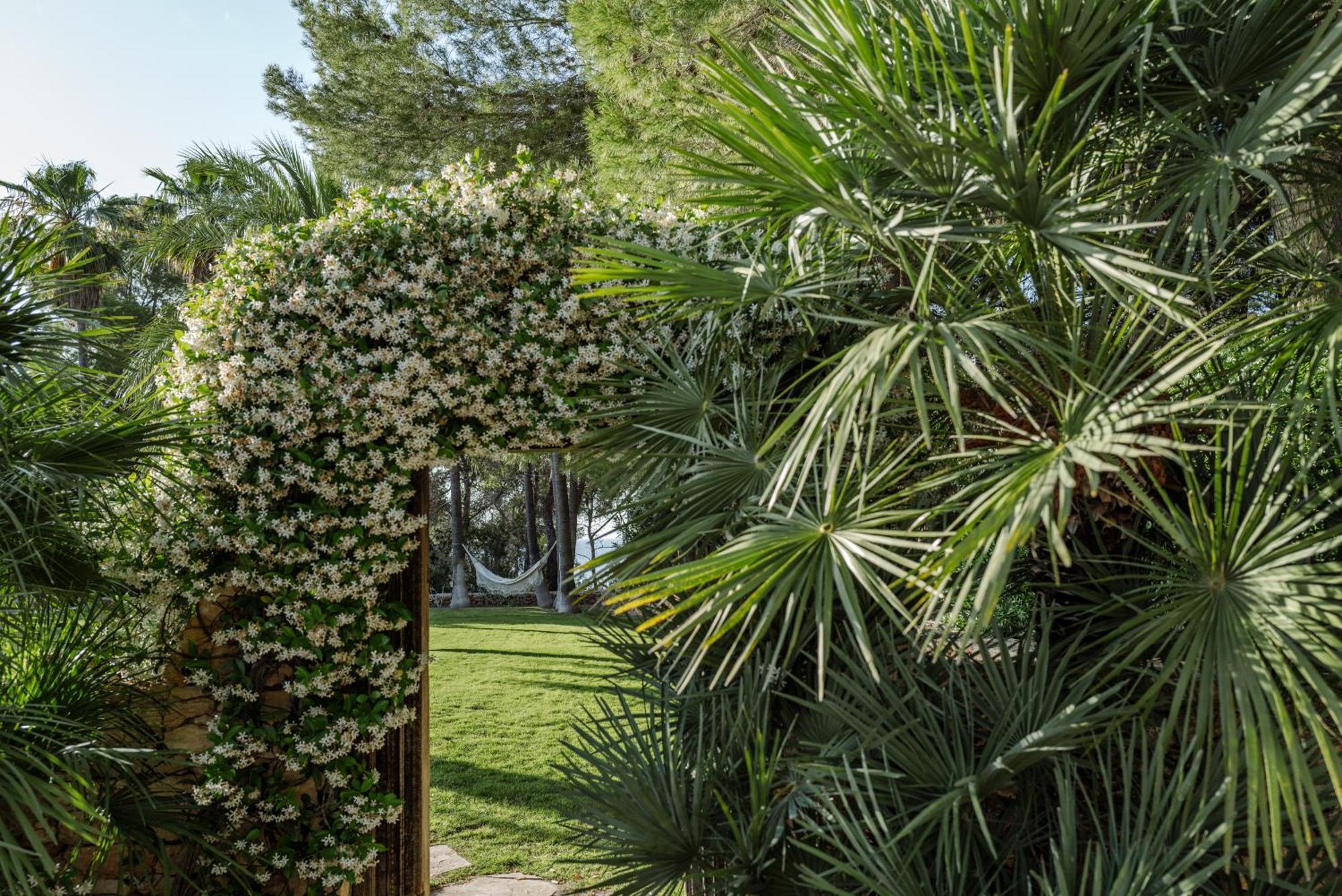 Casa La Vista Bed & Breakfast *