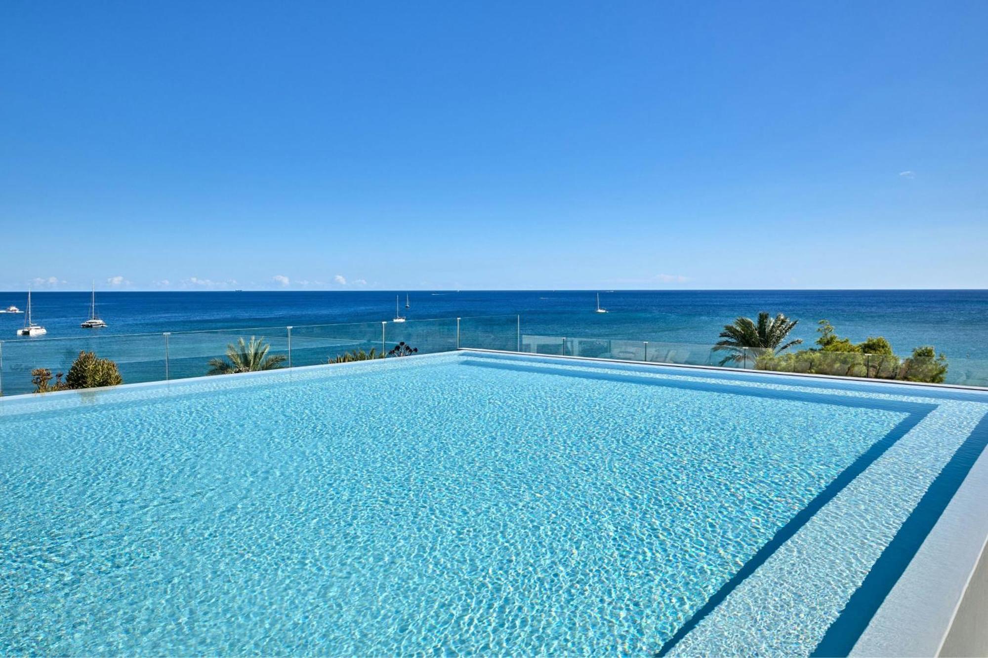 W Ibiza Santa Eulària des Riu