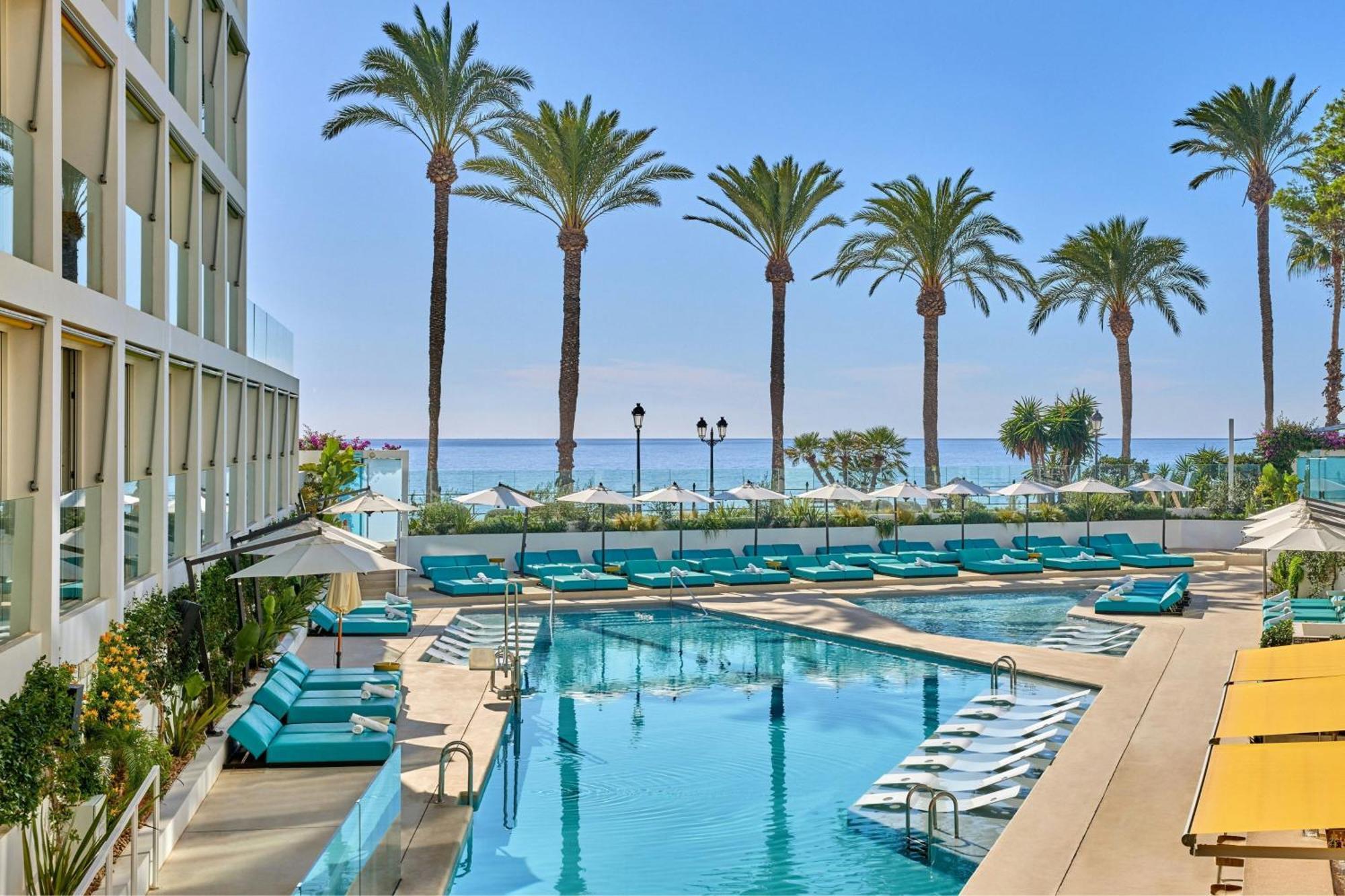 W Ibiza Hotel Santa Eulària des Riu