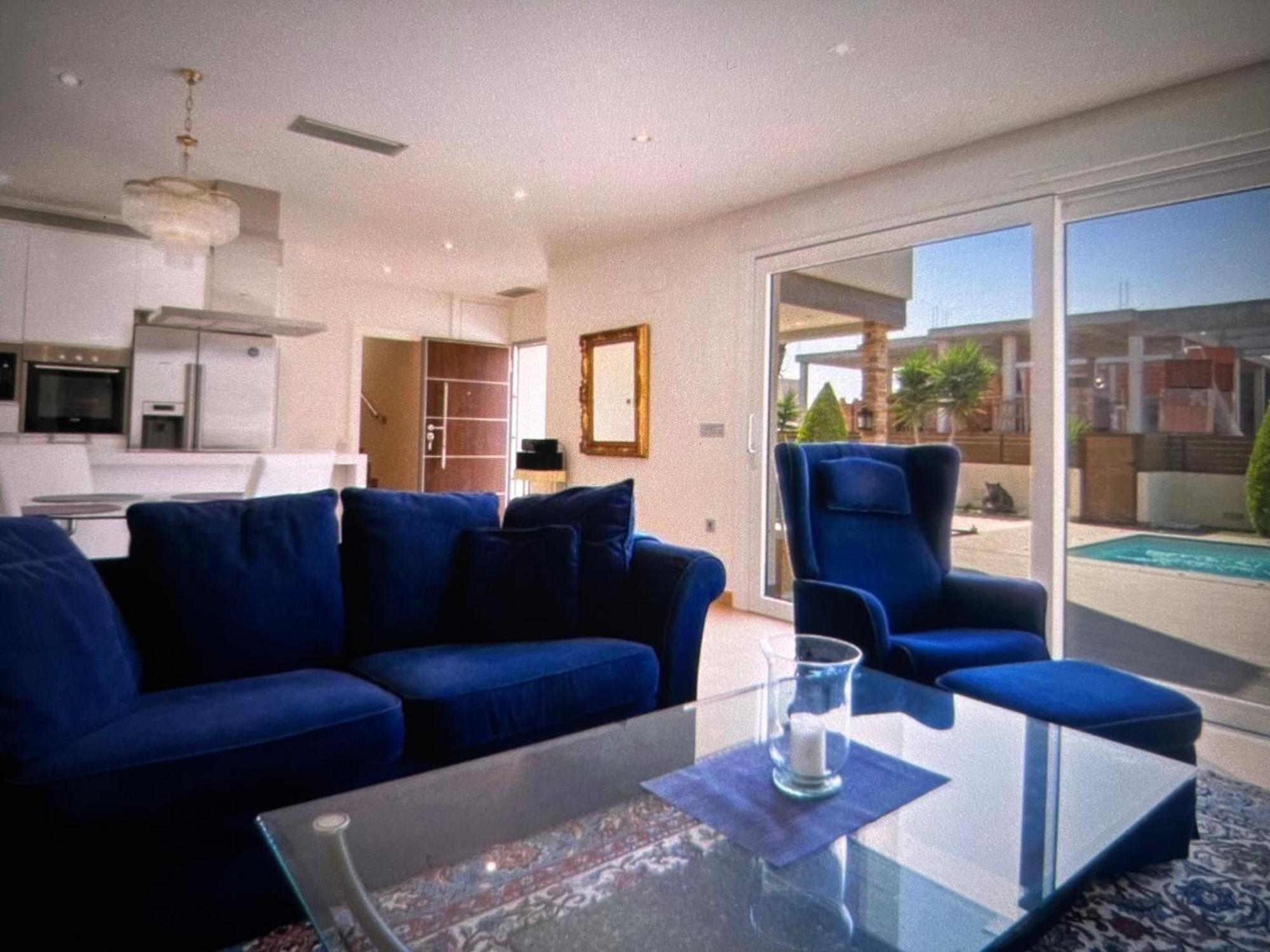 Comfy - Sea View Ferienhaus *