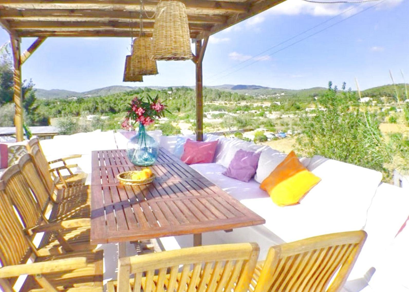 Authentic Family House Summer *
