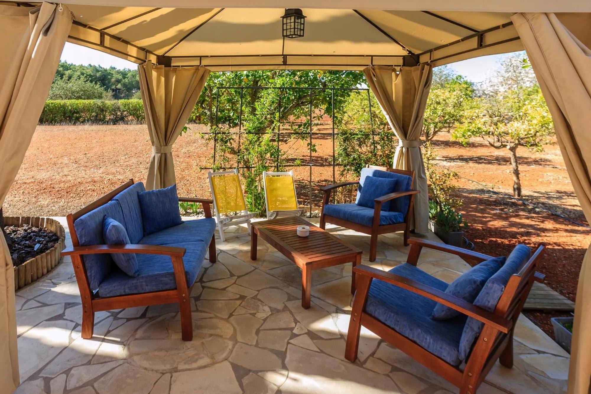 Toni Mit Grossem Grundstueck, Privatpool Holiday home Sant Joan De Labritja