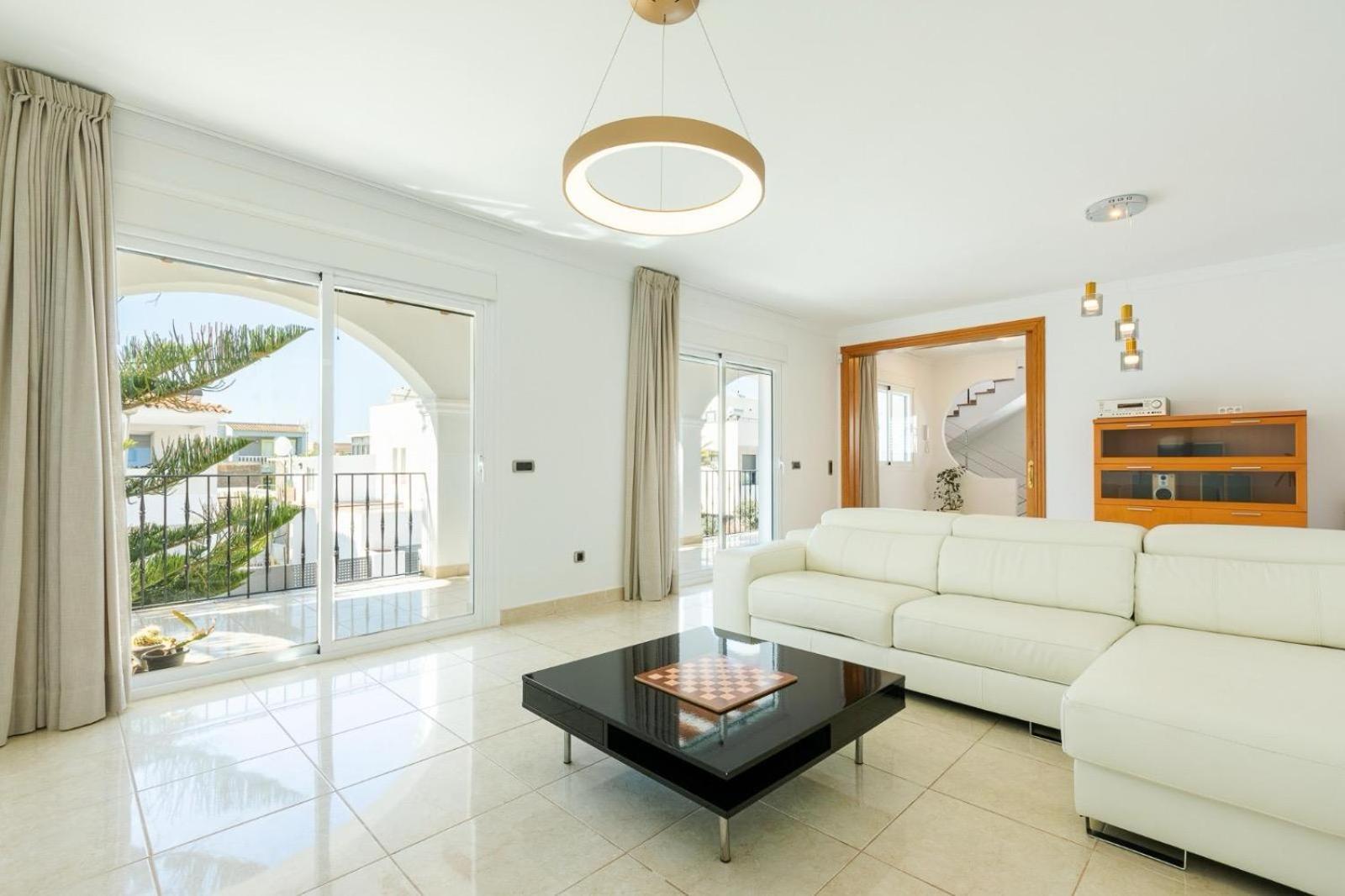 Luna Ibiza Centre 8 Pax Villa *