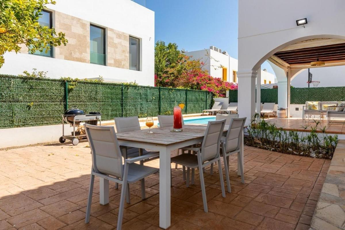 Luna Ibiza Centre 8 Pax Villa Puig D'en Valls