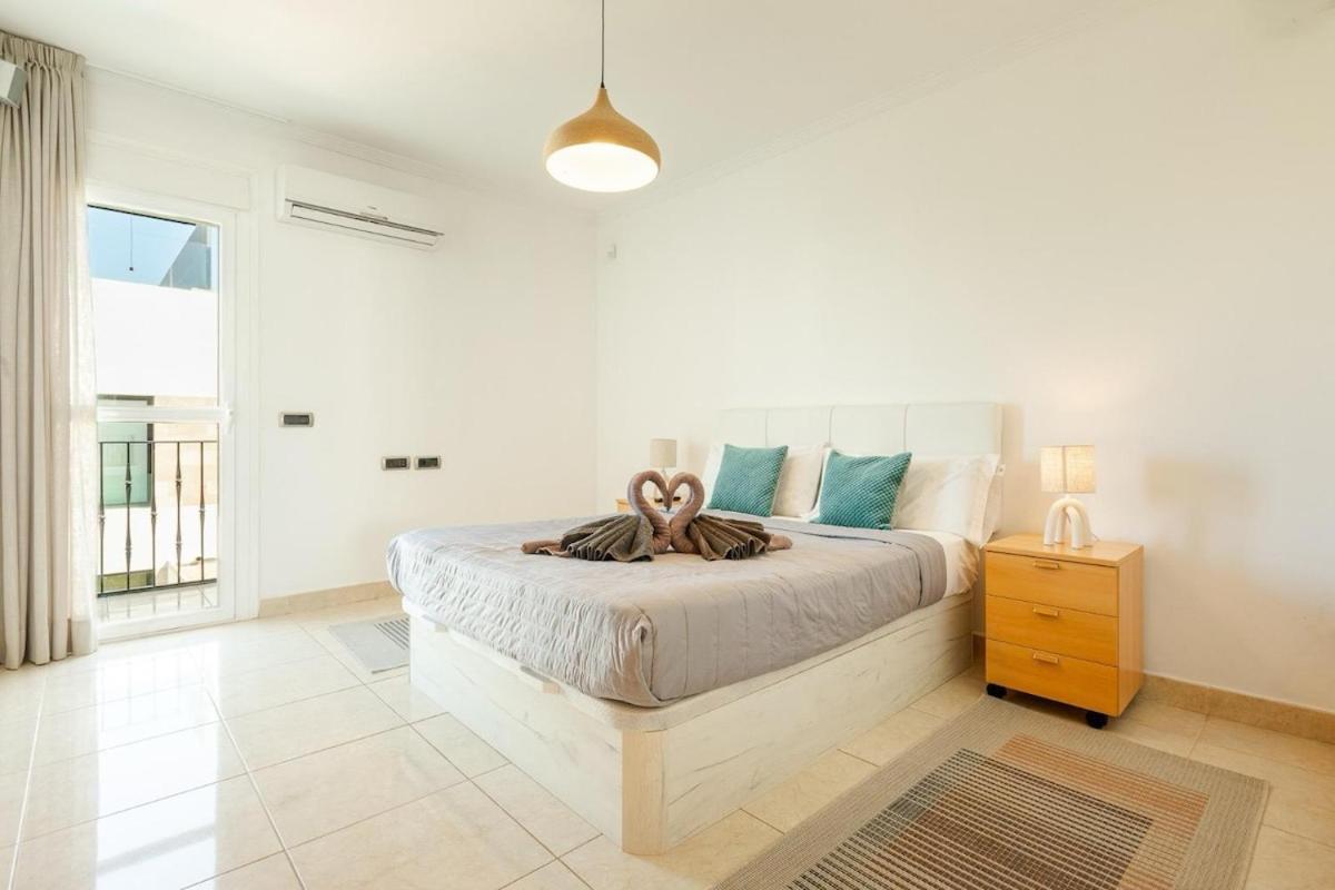 Villa Luna Ibiza Centre 8 Pax Puig D'en Valls