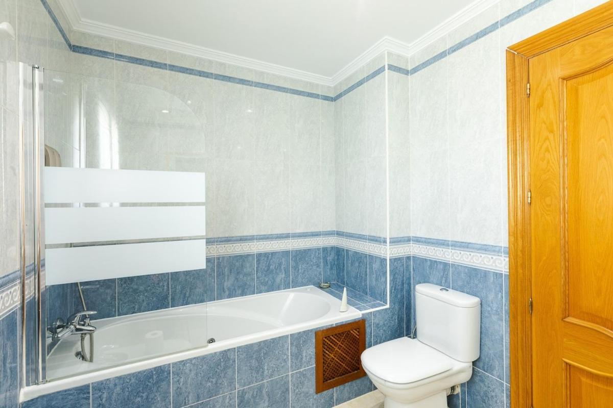 Luna Ibiza Centre 8 Pax * Puig D'en Valls