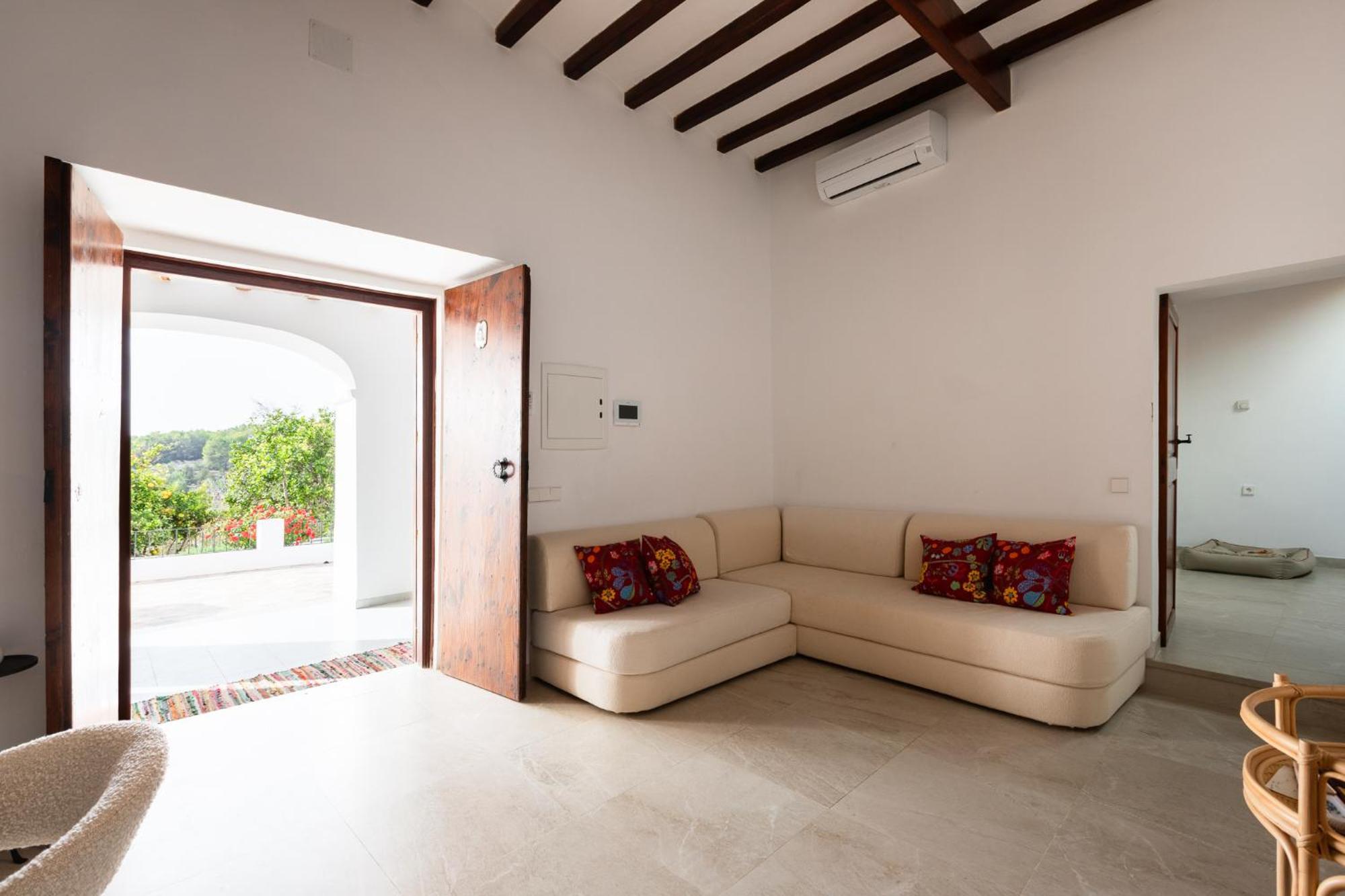 Villa Luxury In San Rafael Ibiza With Large Pool And Views *
