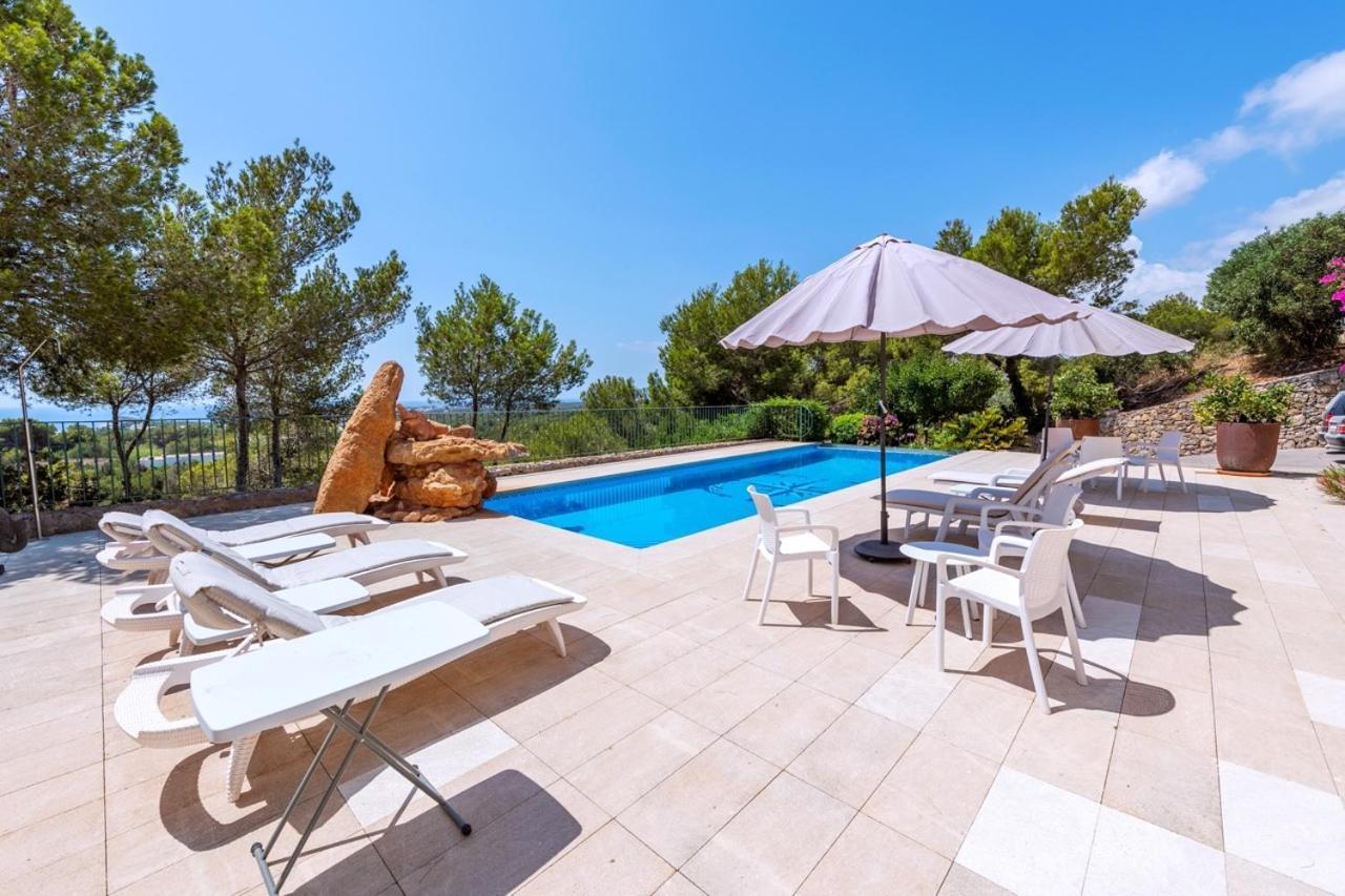 Azumar, Piscina, Jardin Sant Carles de Peralta