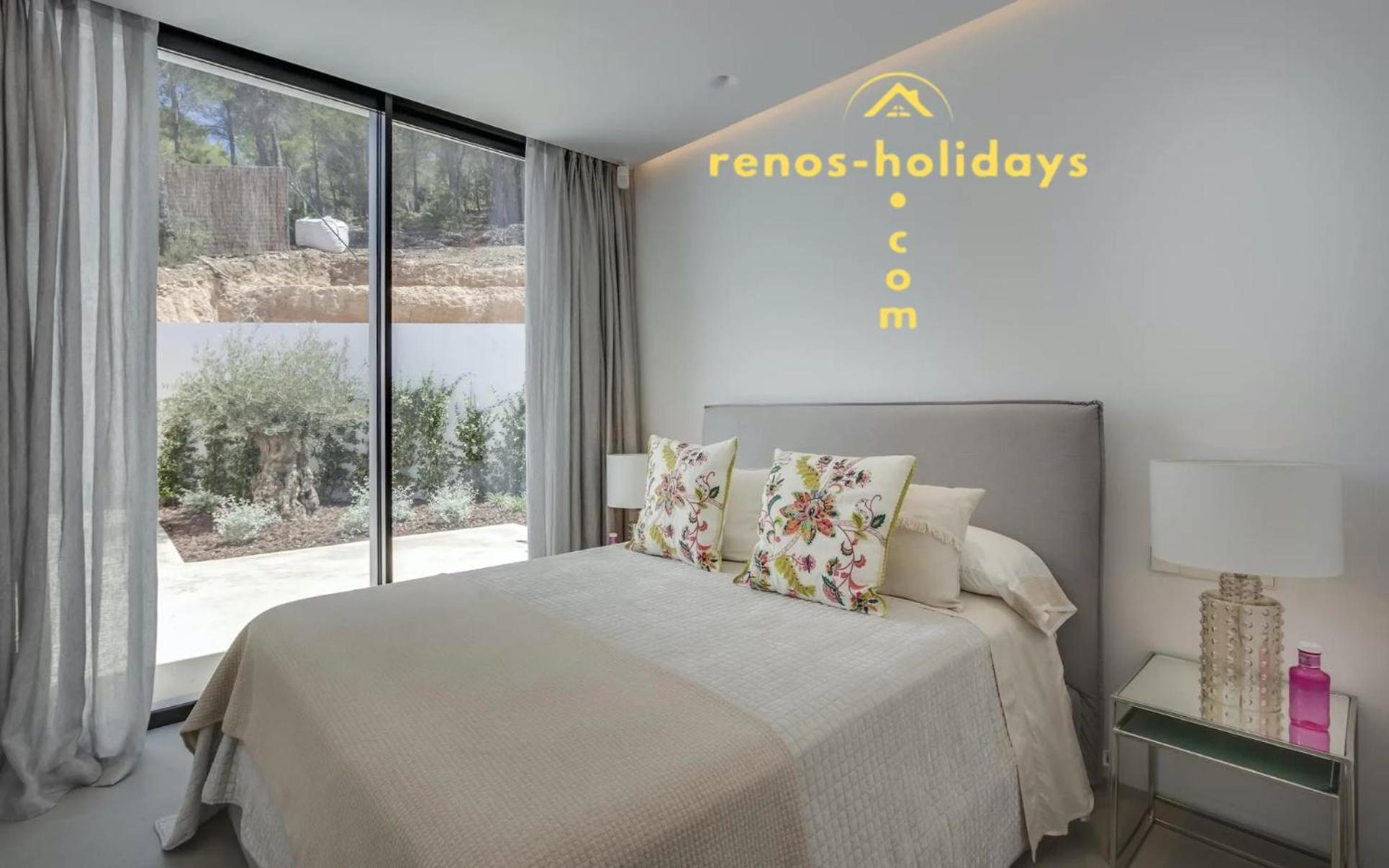 Holiday home Summer House For Lovely Holidays Santa Eularia des Riu