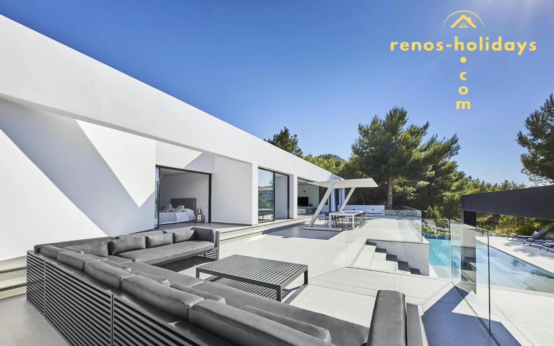 Summer House For Lovely Holidays * Santa Eularia des Riu